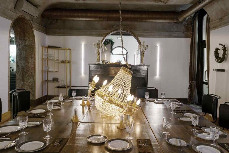 MOOD INDIGO RESTAURANT. Interior Design & 3D Rendering | Alena Bulataya Design Buro