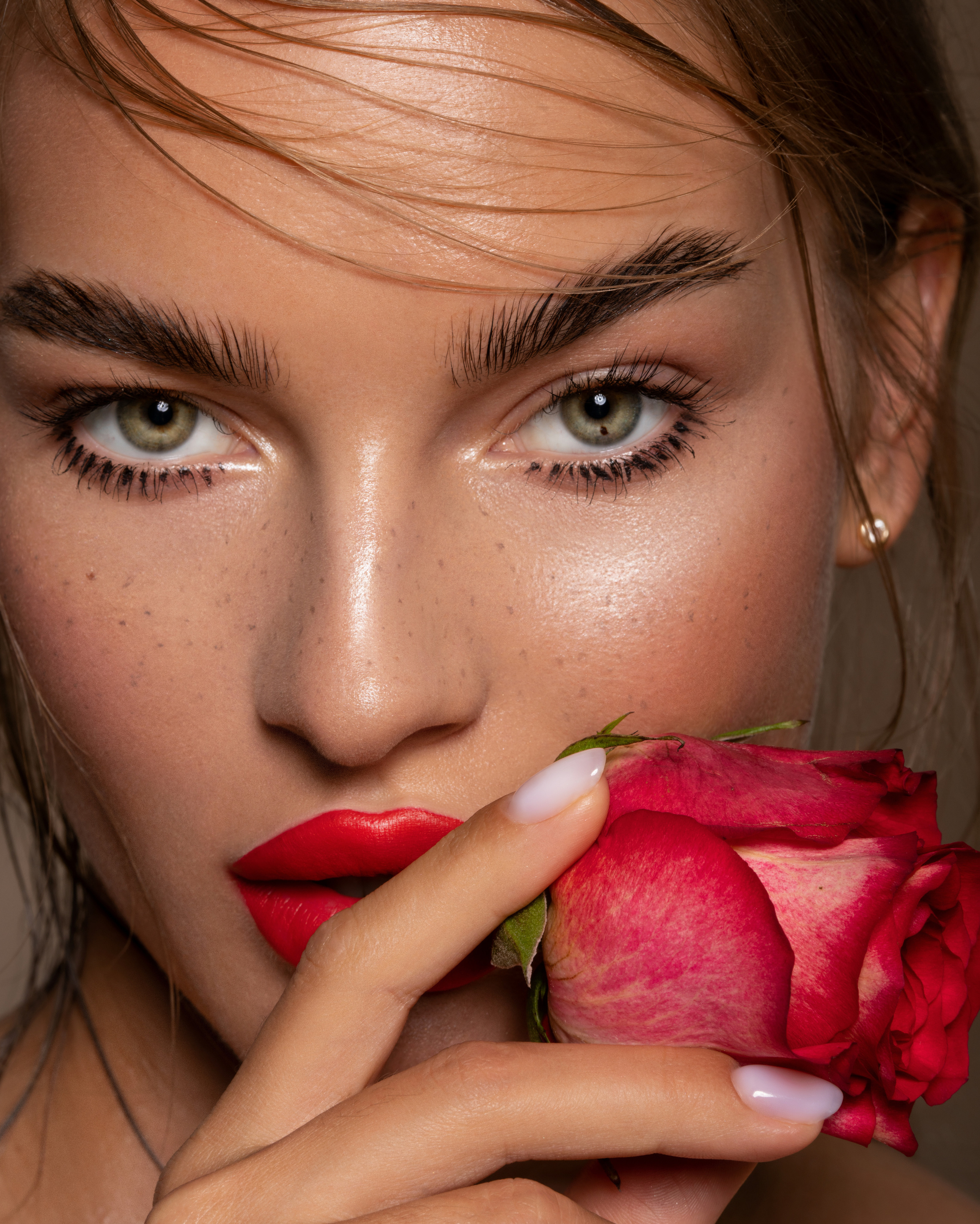 Commercial retoucher