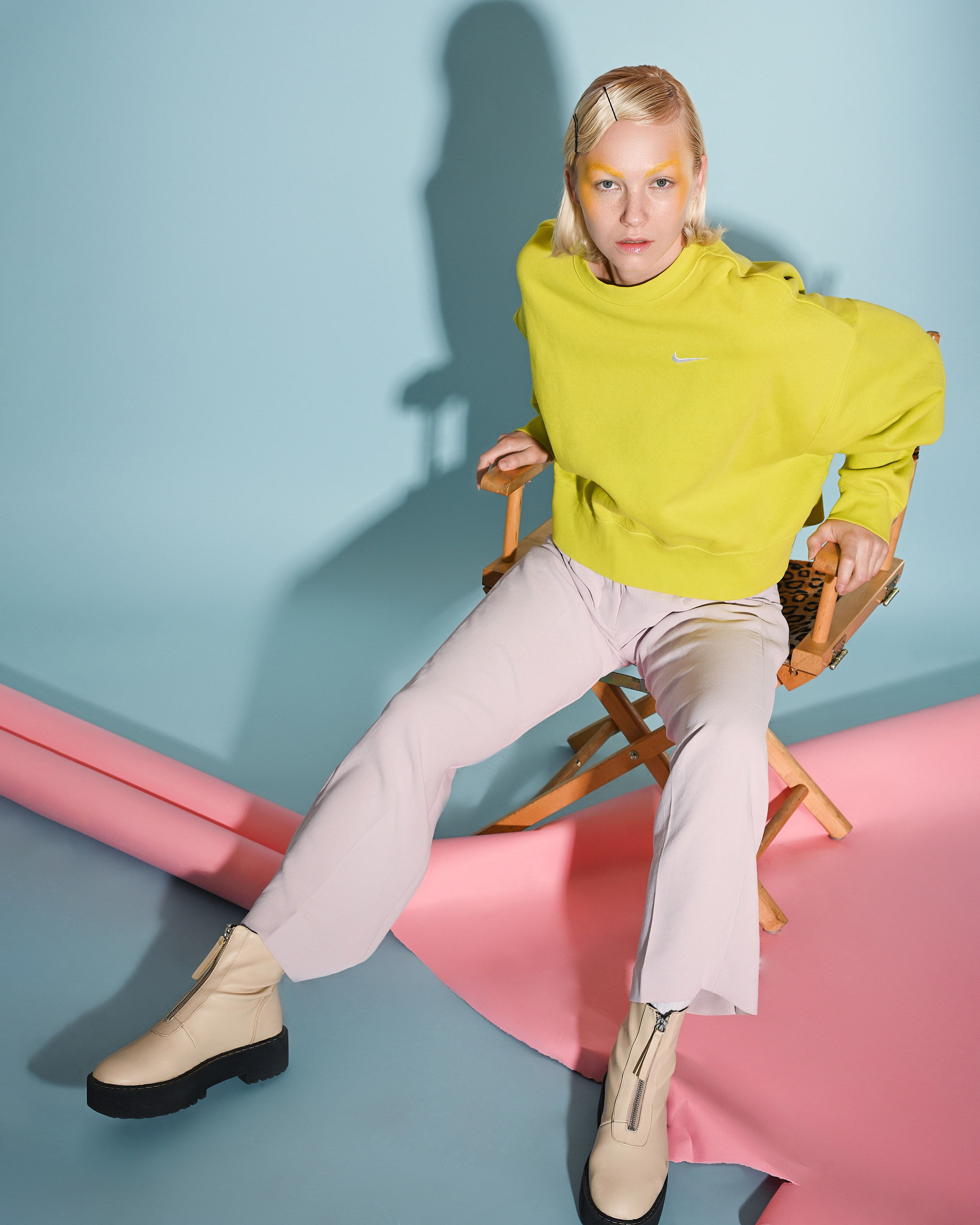 Contact. Alexandra Hryshyn photography