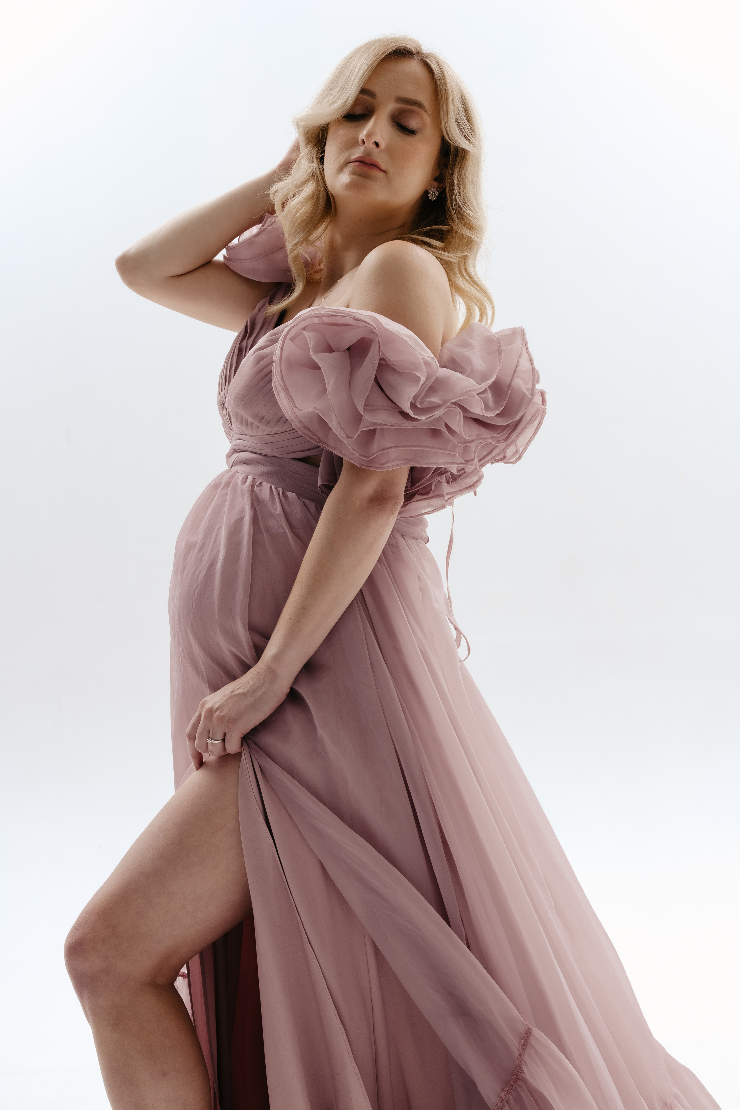 Аренда платьев Рига. Портретный и свадебный фотограф Алина Мур Рига