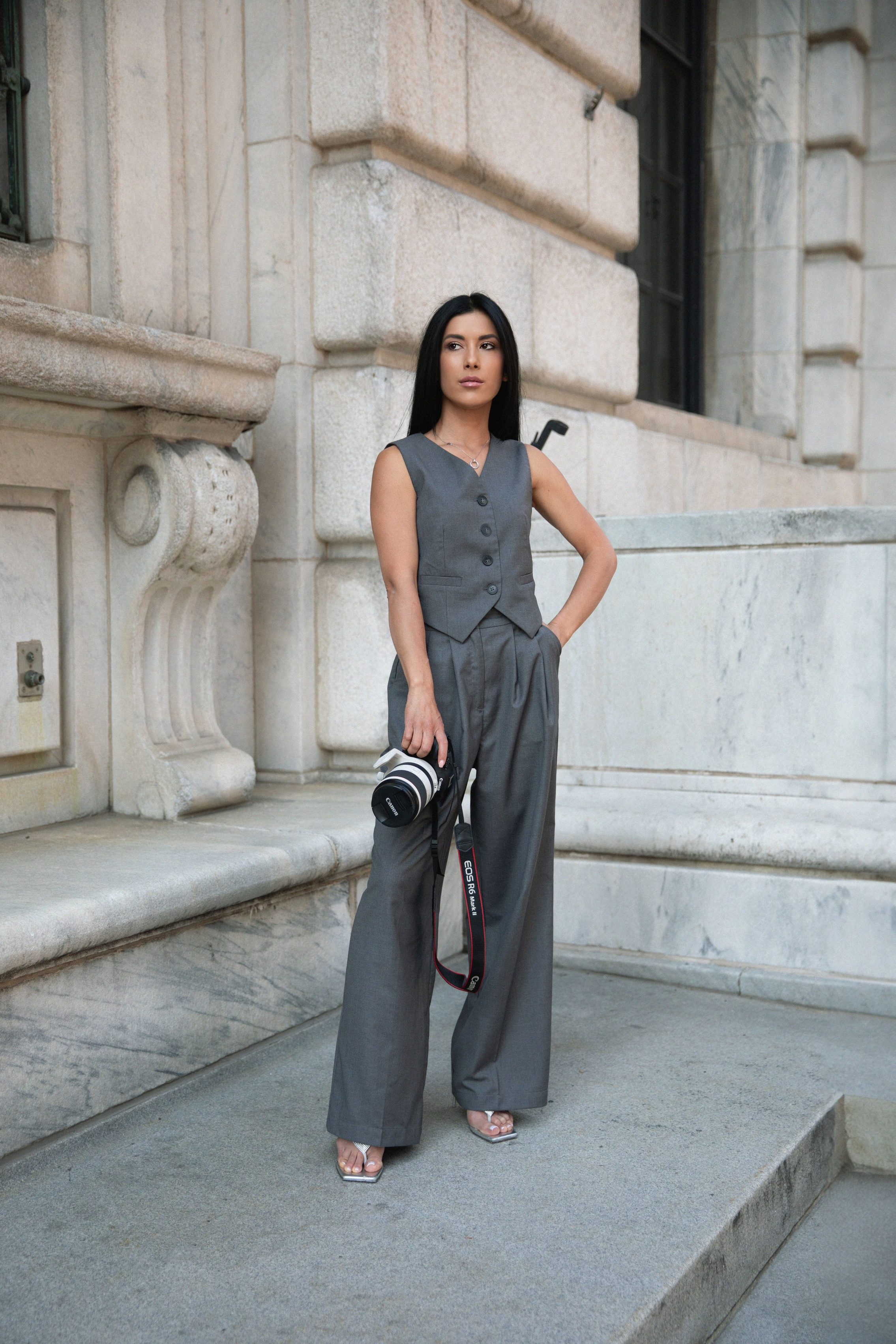 Contact. Pet Photographer Viktoriya Aleshenko