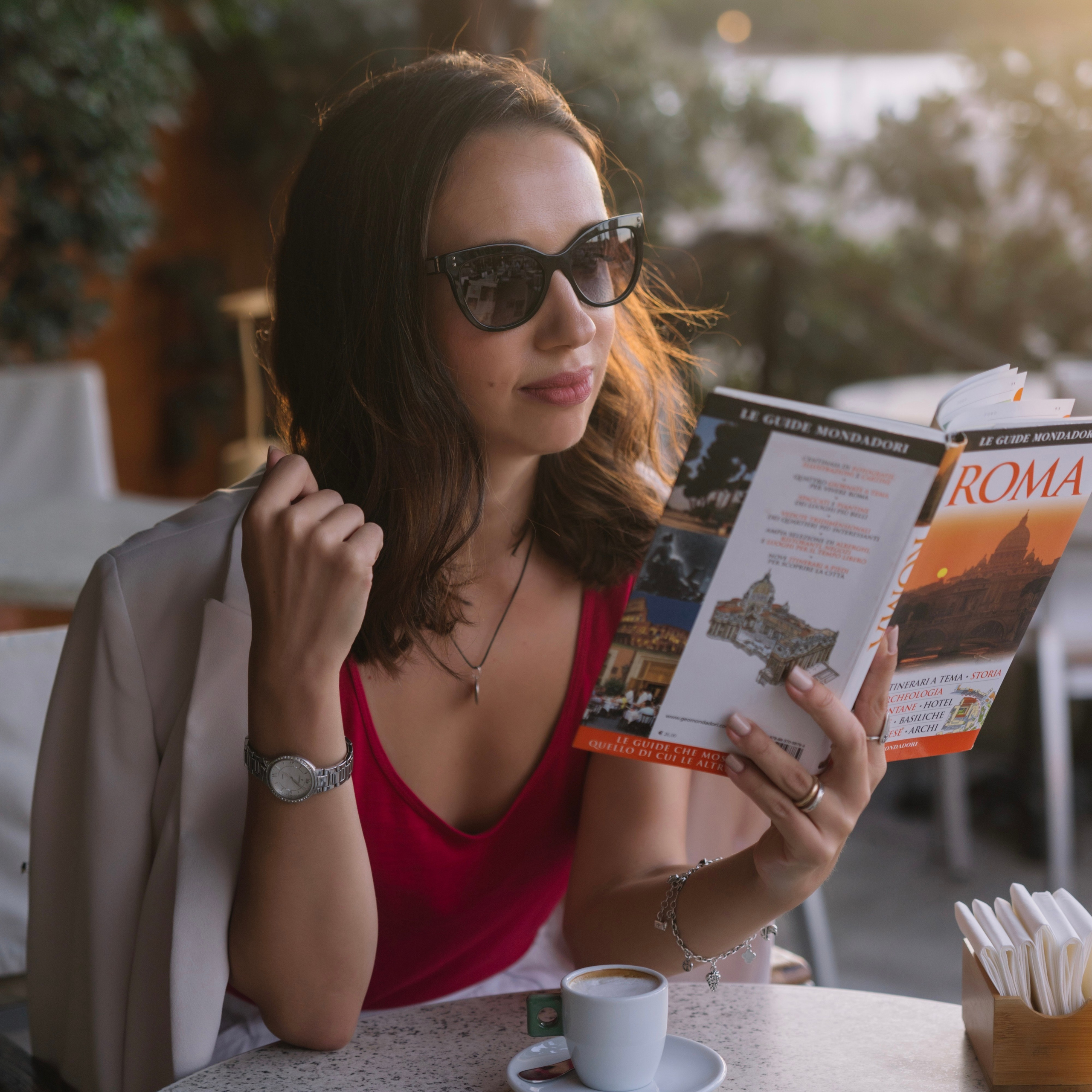 Chi sono. Eugenia Murru. Fotografa d’interni in Sardegna specializzata in case vacanza, affitti brevi. Foto naturali per Airbnb, Immobiliare in 48 ore