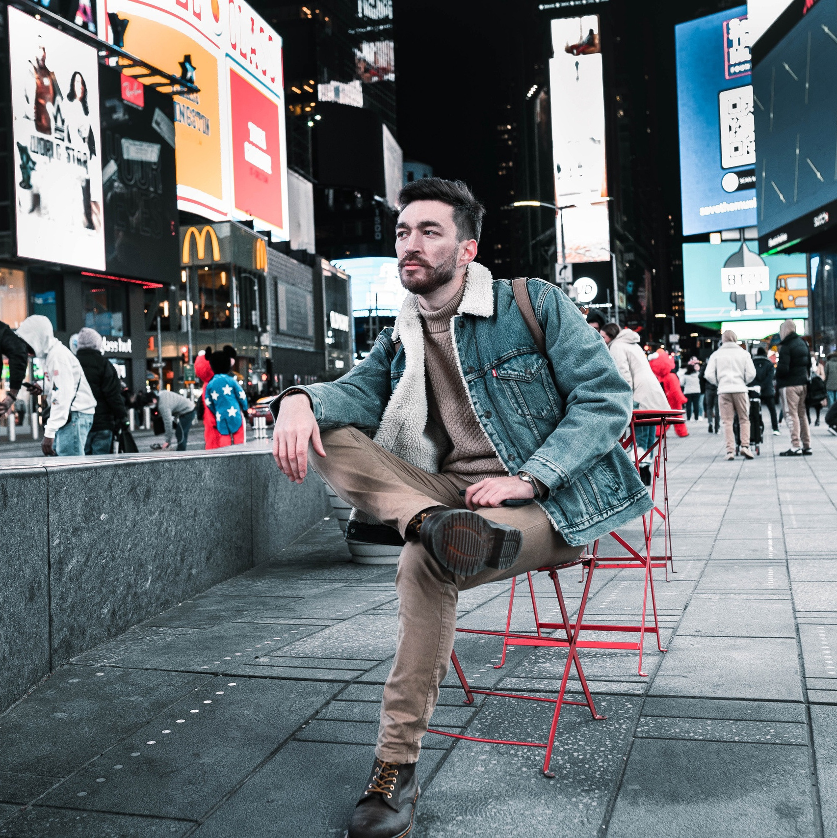 Contact. Photographer in Hawaii