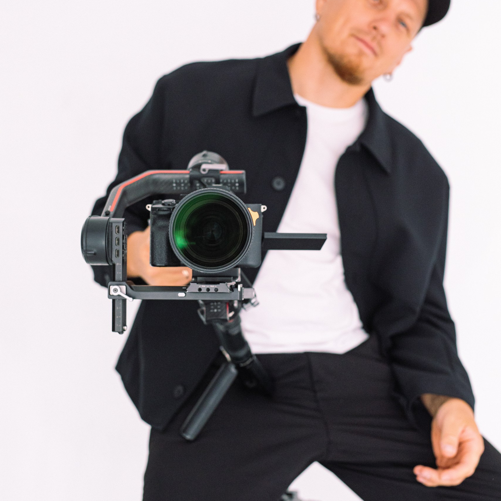 Заказать услуги сьемки контента. Агентство Sparkling Vision создание визуального контента на Кипре. Съемка мероприятий и рекламы в Лимасоле Никосии и Пафосе