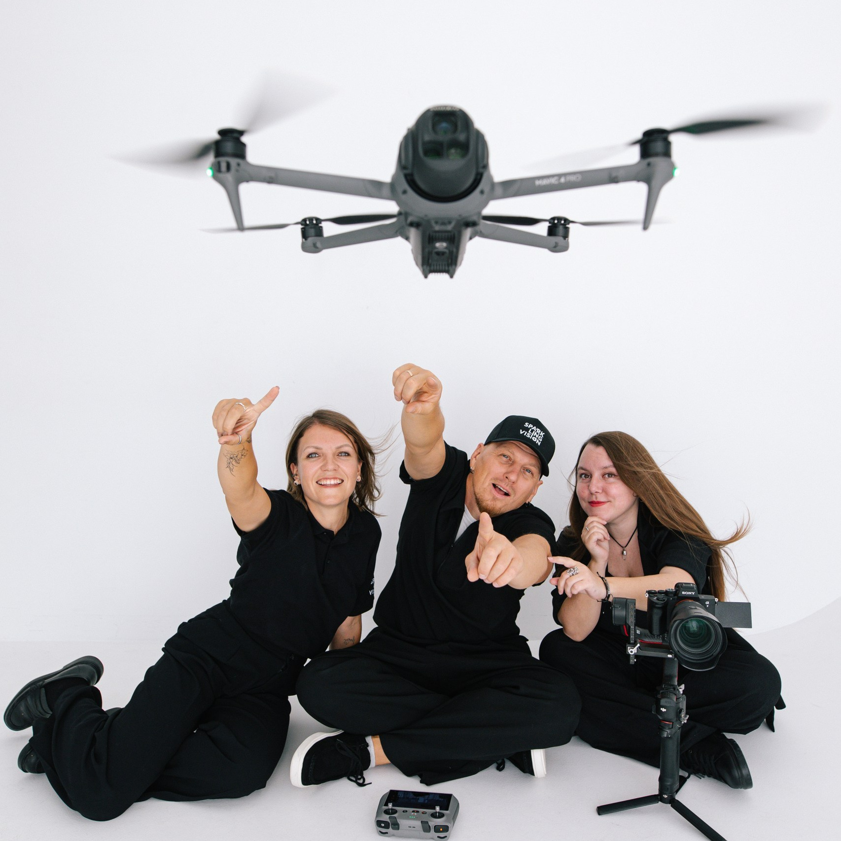 Заказать услуги сьемки контента. Агентство Sparkling Vision создание визуального контента на Кипре. Съемка мероприятий и рекламы в Лимасоле Никосии и Пафосе