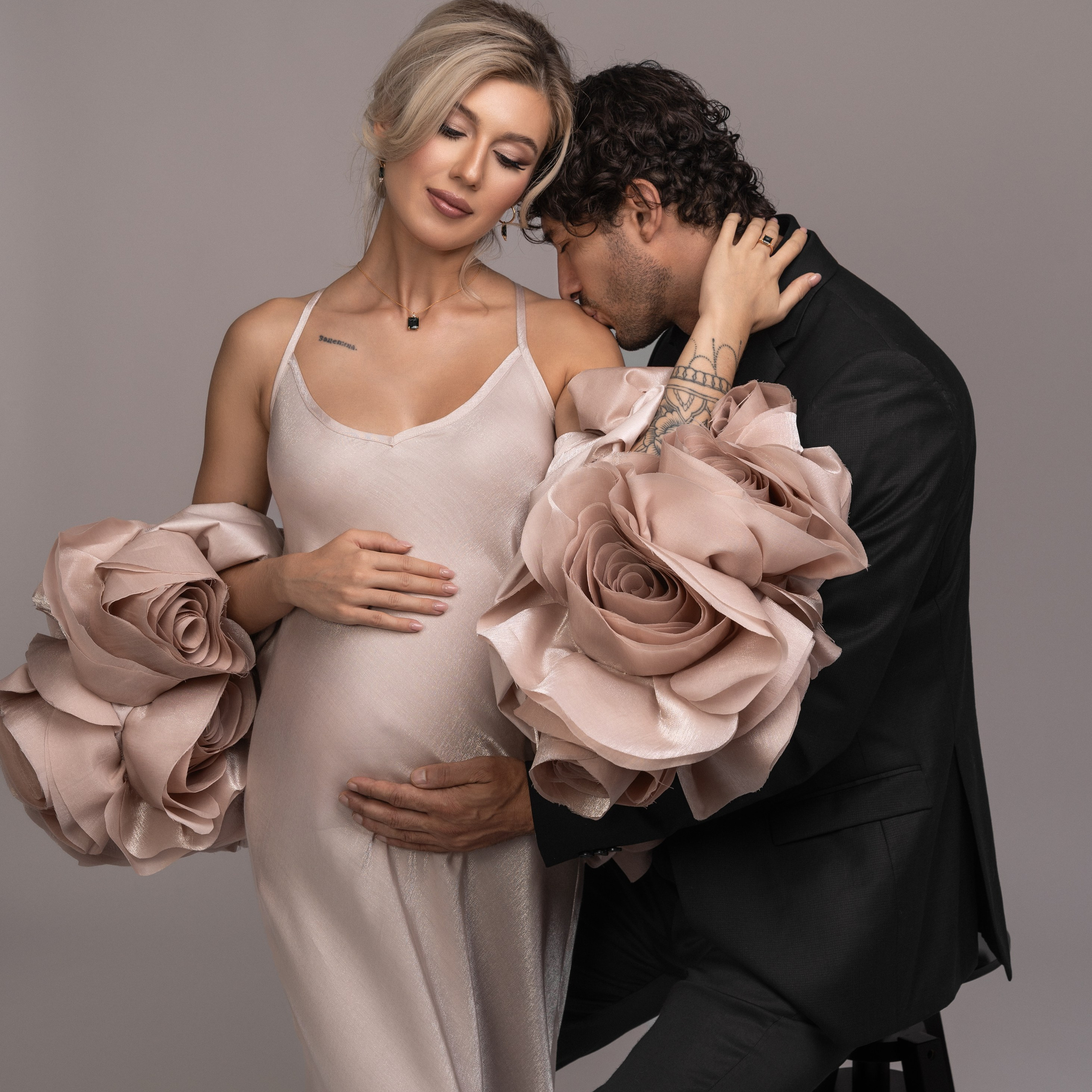 PREISE. Anna, Fotografin aus Wien, Österreich. Ich fotografiere in folgenden Genres: Babybauch-, Familien-, Mode- und Weihnachtsfotografie