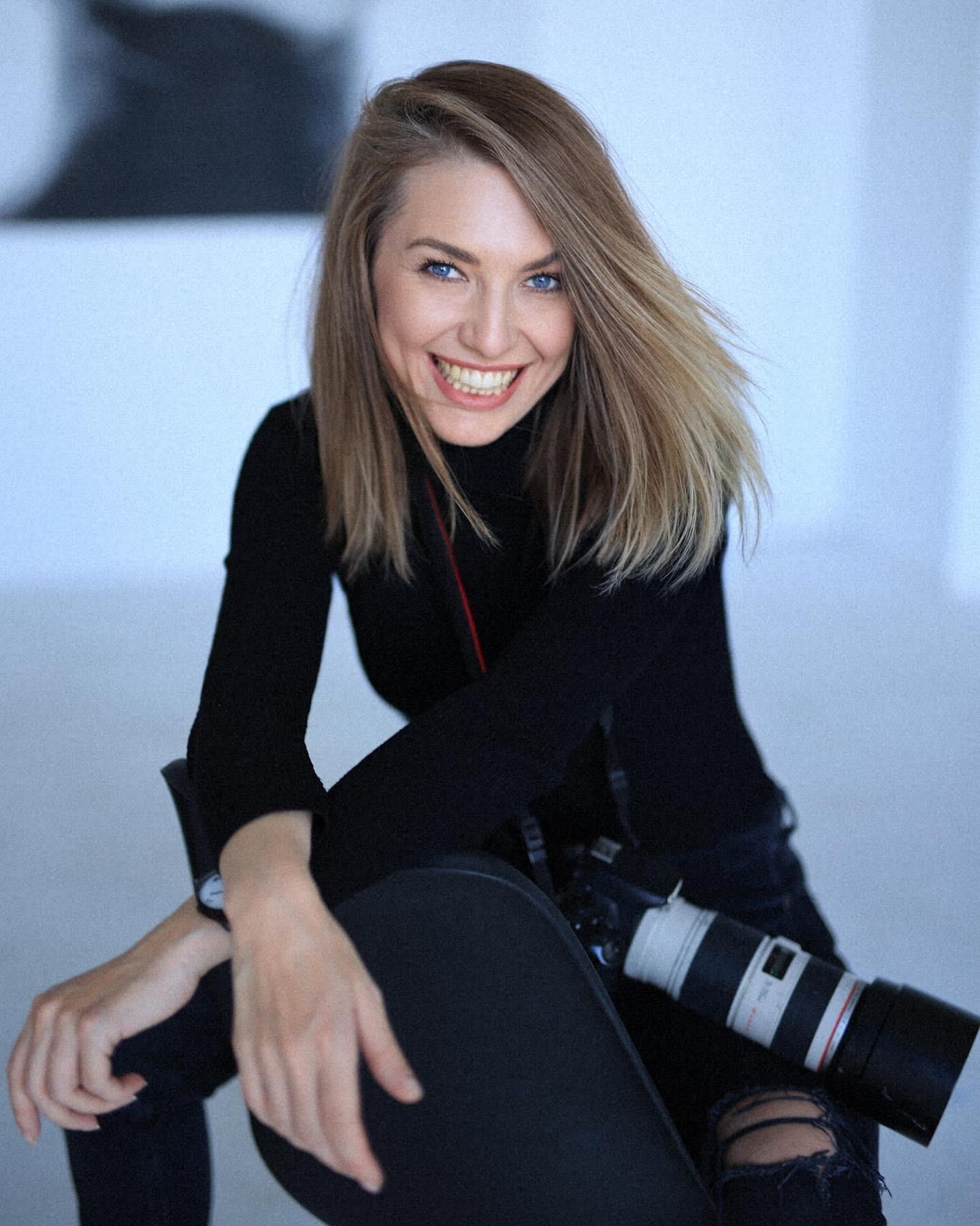 Контакти. Головна