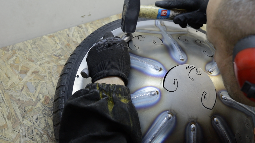 🎥 Behind-the-Scenes производства язычковых барабанов — полный цикл видеосъёмки. Анастасия Еремина | Фотограф в Сербии | Персональные и бизнес-фотосессии в Белграде и Нови Саде