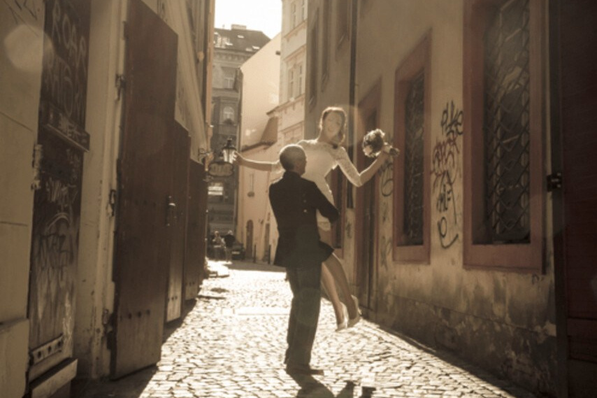 Hochzeit. Eure authentischen Familien- & Newbornmomente –erzählt in Fotos & Videos