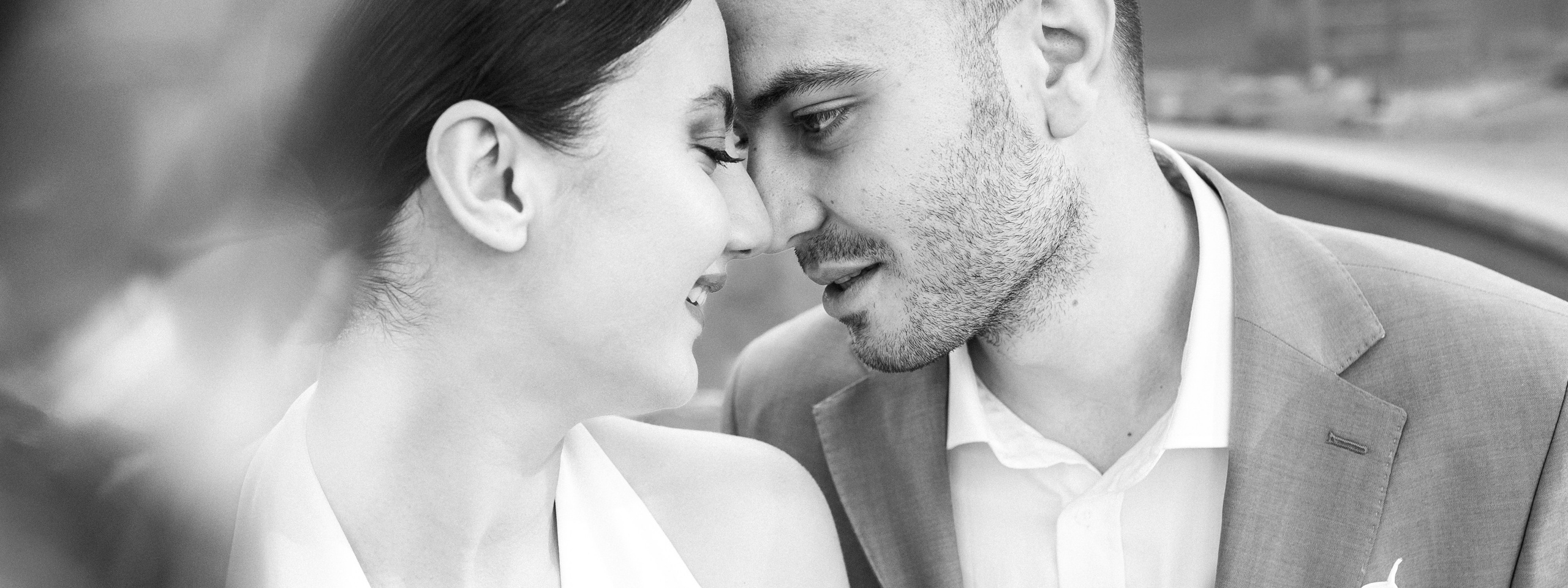 Natural engagement photography in Barcelona with golden evening light