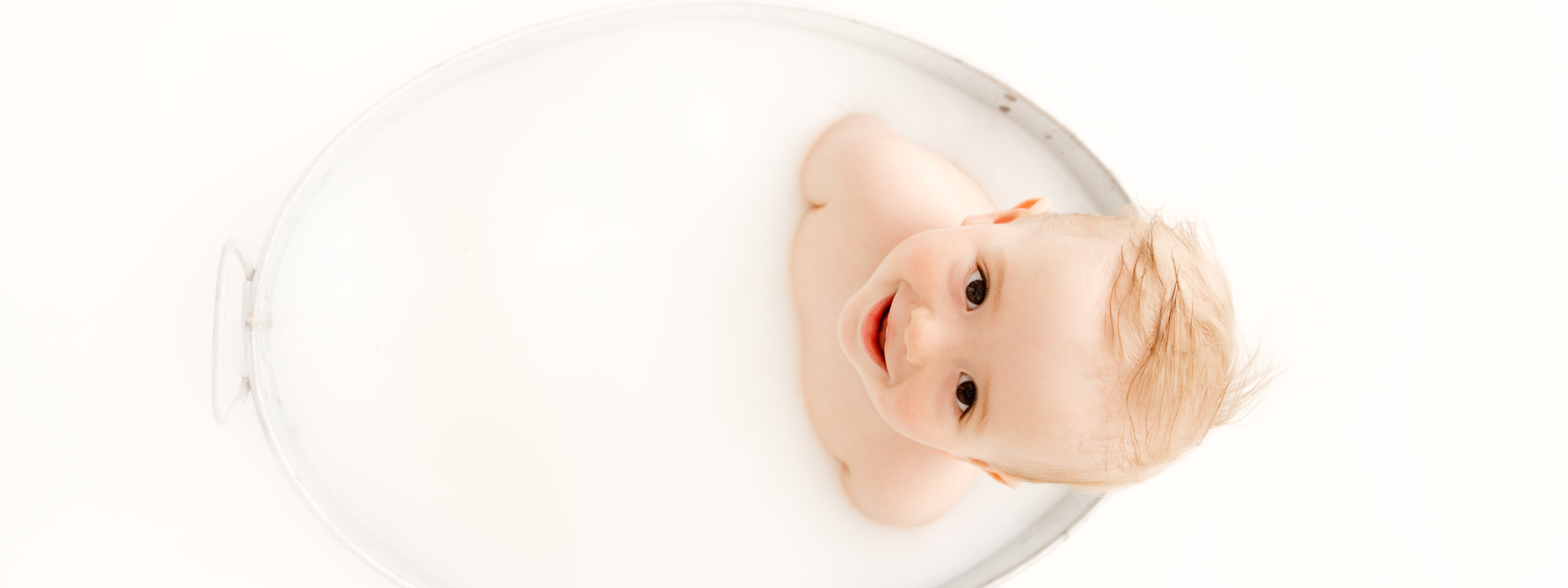 Sesja roczkowa w Łodzi, sesja na roczek Łódź, sesja z okazji pierwszych urodzin, studio fotograficzne w Łodzi. 