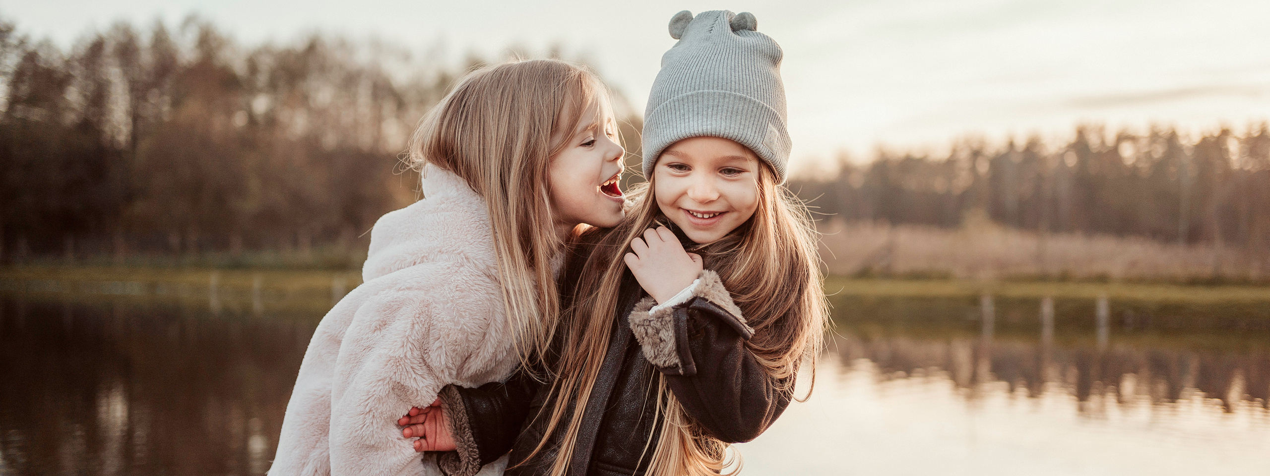 Sesja w plenerze. Fotograf Łódź - sesja ciążowa, noworodkowa, dziecięca. Studio w Łodzi
