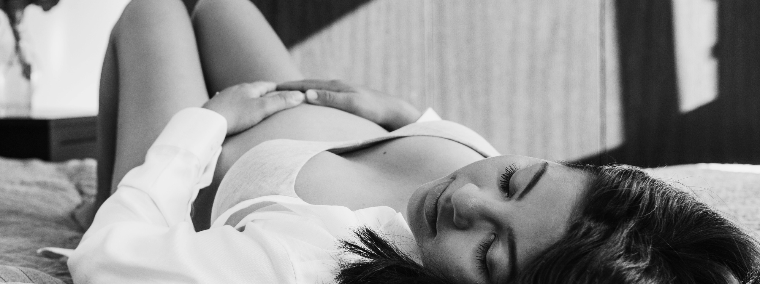 Maternity Newborn and Family photographer Hamburg Claire Hambley