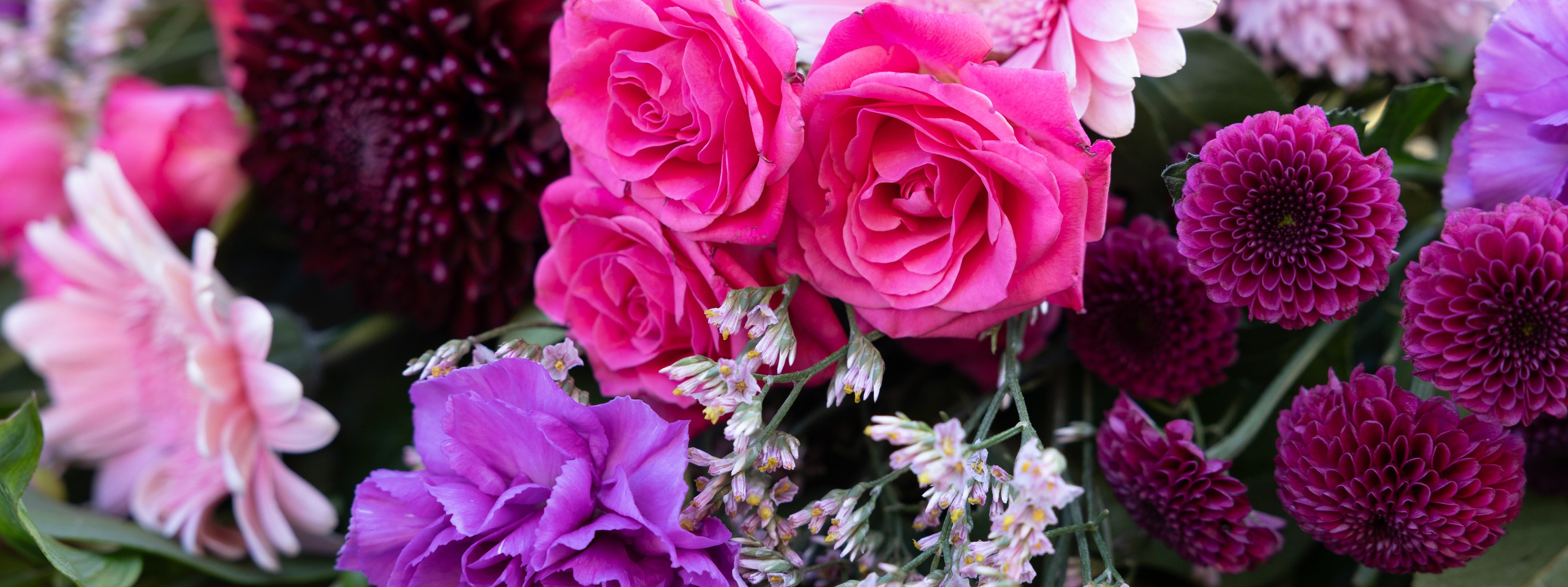 Blomsterabonnement hos Blossom i Højbjerg, Aarhus. BLOSSOM DIN LOKALE BLOMSTERBUTIK I AARHUS