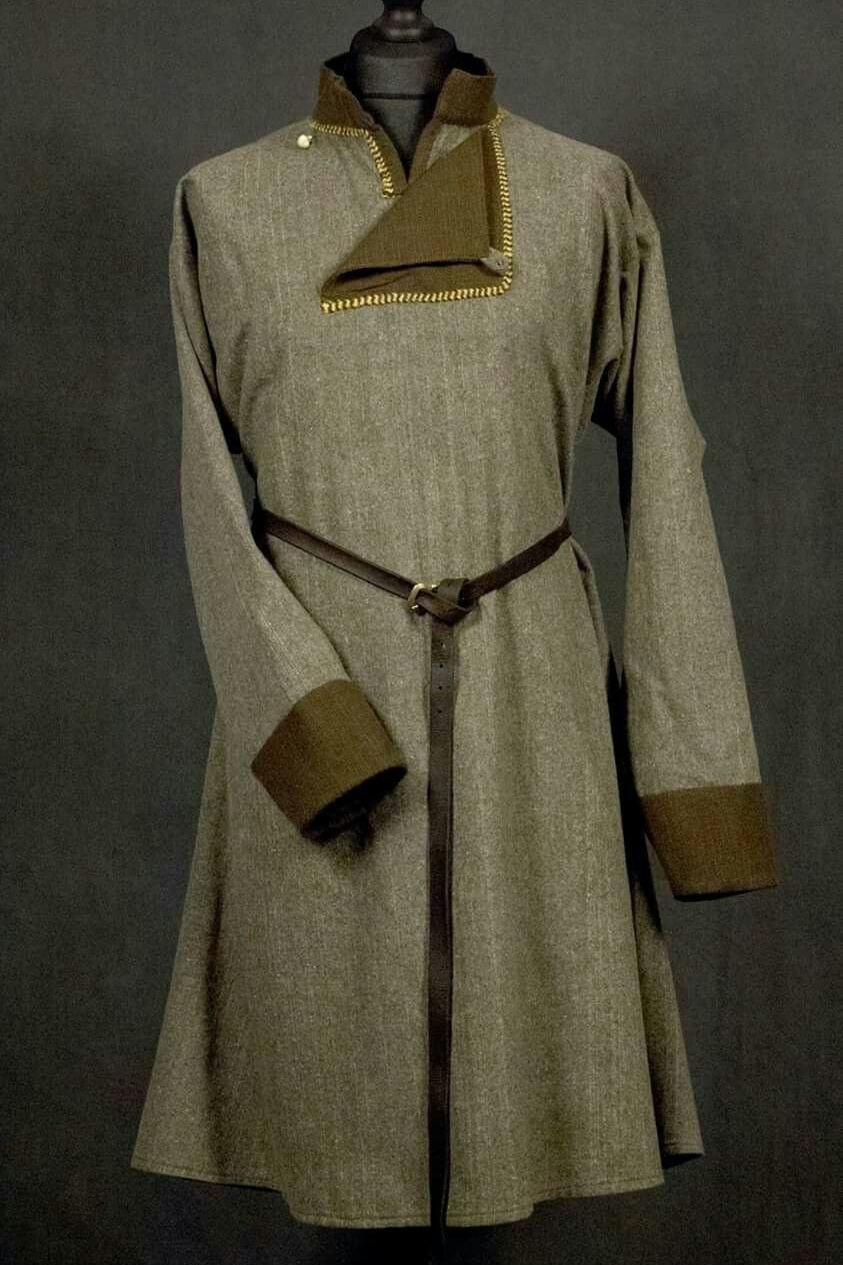 Мужские рубахи и туники в Северной Европе раннего Средневековья (IX–XI вв.). מועדון השחזור ההיסטורי “נורטמן”