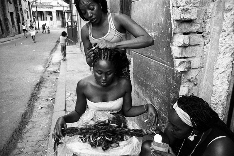© Manuel Almenares / Afro-ditas, Centro Habana district, Havana, Cuba. 7 April 2022