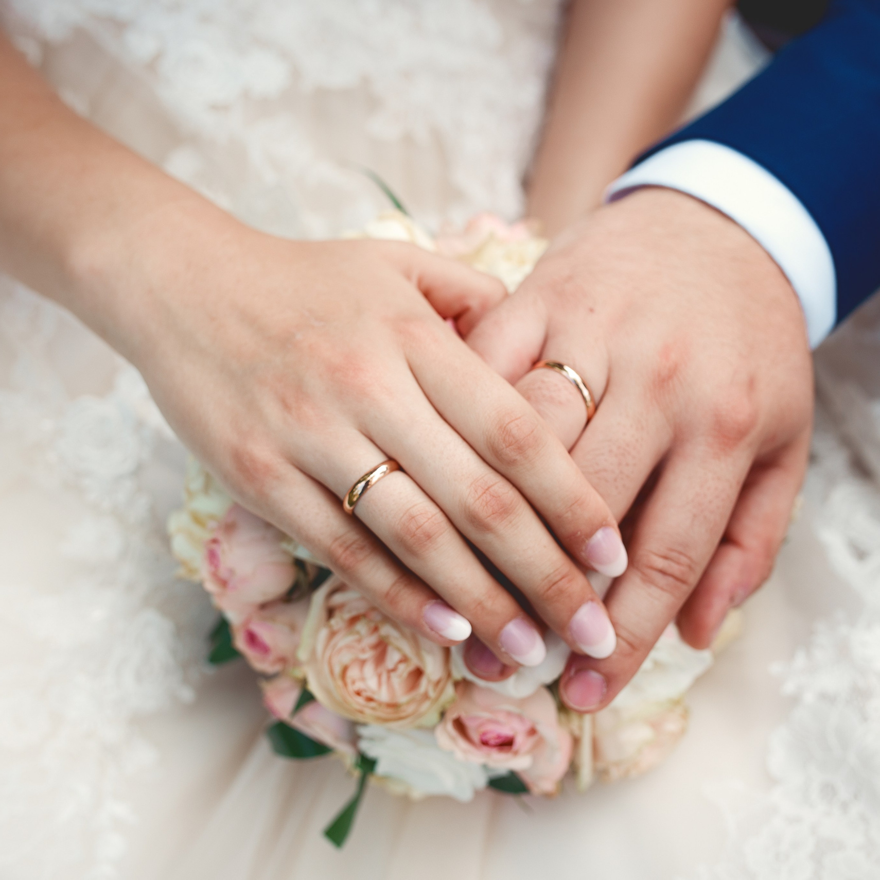 Vestuvių fotosesija, ceremonija, Vestuvių pasiruošimo fotografavimas. Vestuvių fotografas Vilnius Trakai kaina vestuvių fotografavimas fotografė personal.lt photogrpahy kainos jaunoji jaunikis nuotaka santuoka vestuvės, profesionali natūrali meninė reportažinė klasikinė fotosesija