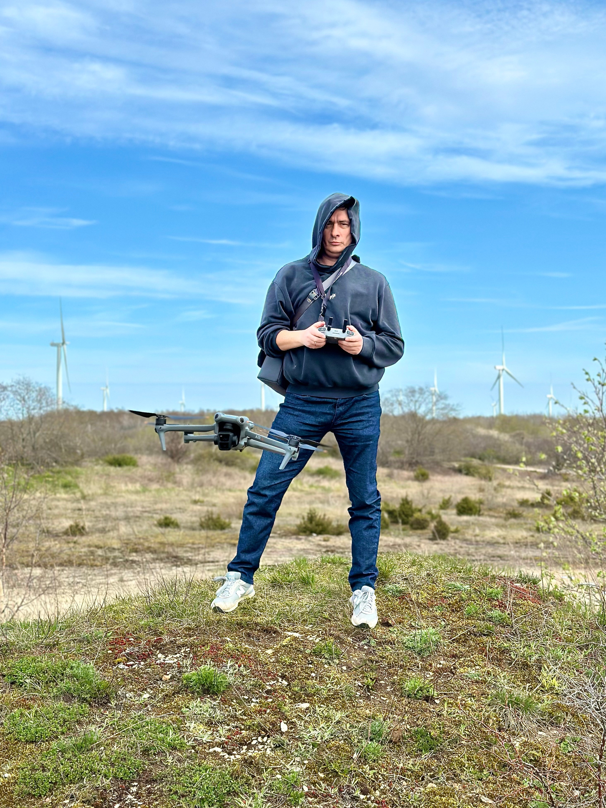 Дрон-съёмка и монтаж видео для бизнеса и соцсетей. Работаем в Таллине и по всей Эстонии. Также предлагаем обучение и консультации