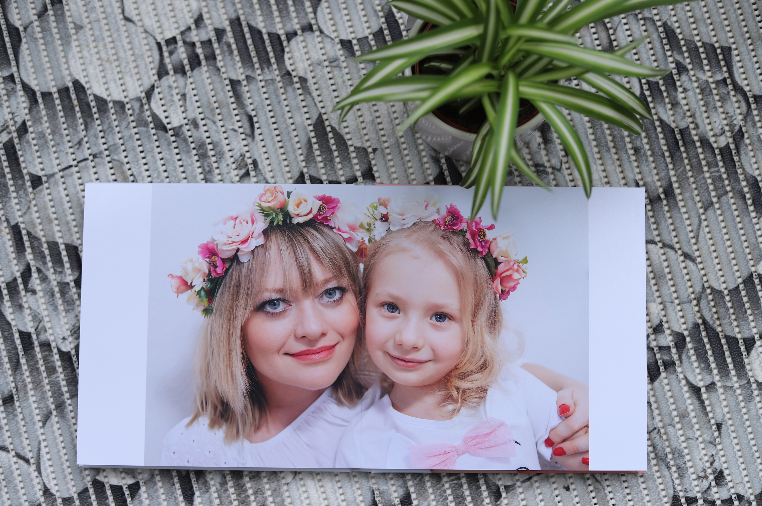 Fotobücher. Fotograf in Freiburg, Meerim Kaufmann