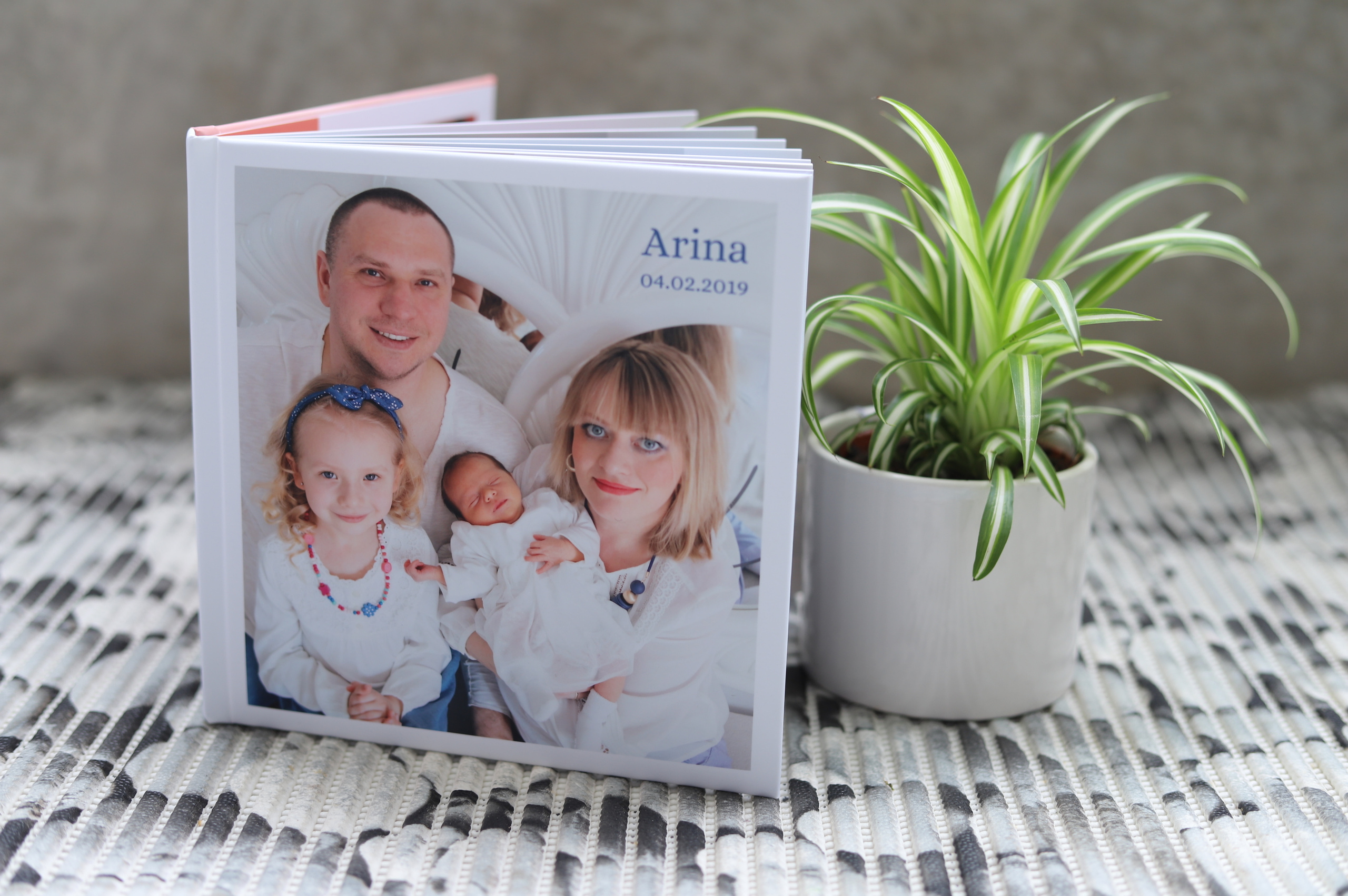 Fotobücher. Fotograf in Freiburg, Meerim Kaufmann