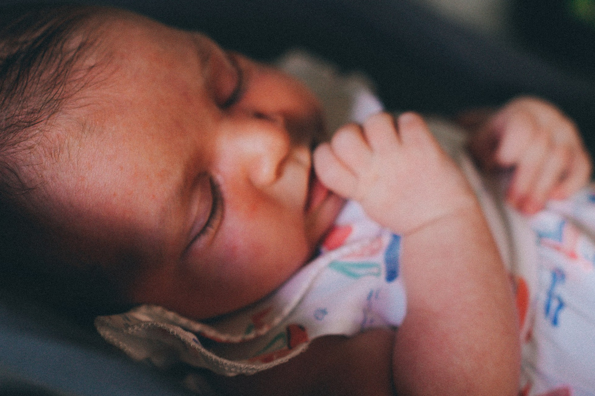 Newborn Photographer in Solihull & Birmingham | Home Newborn Photography