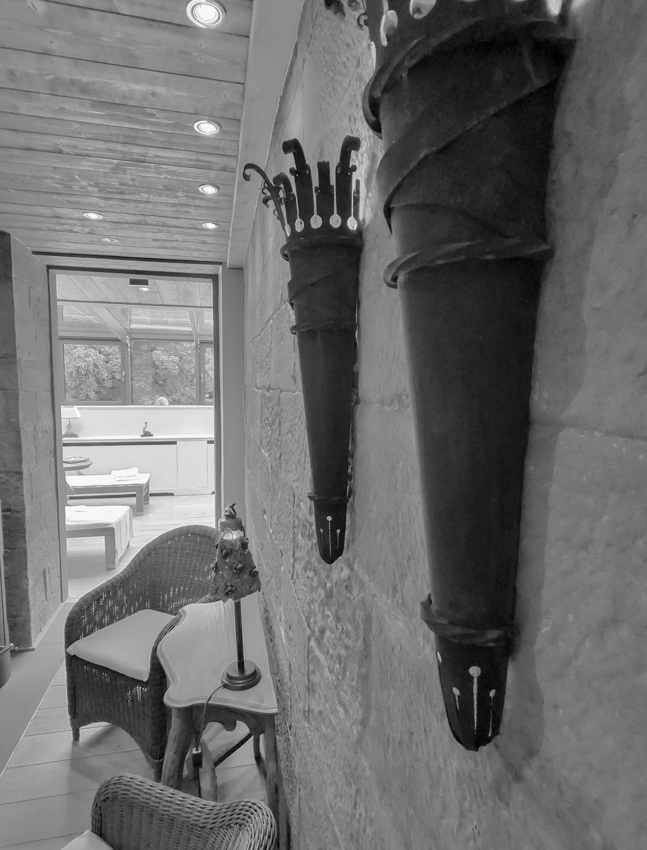 Details & Atmosphere | Light, Texture & Quiet Moments