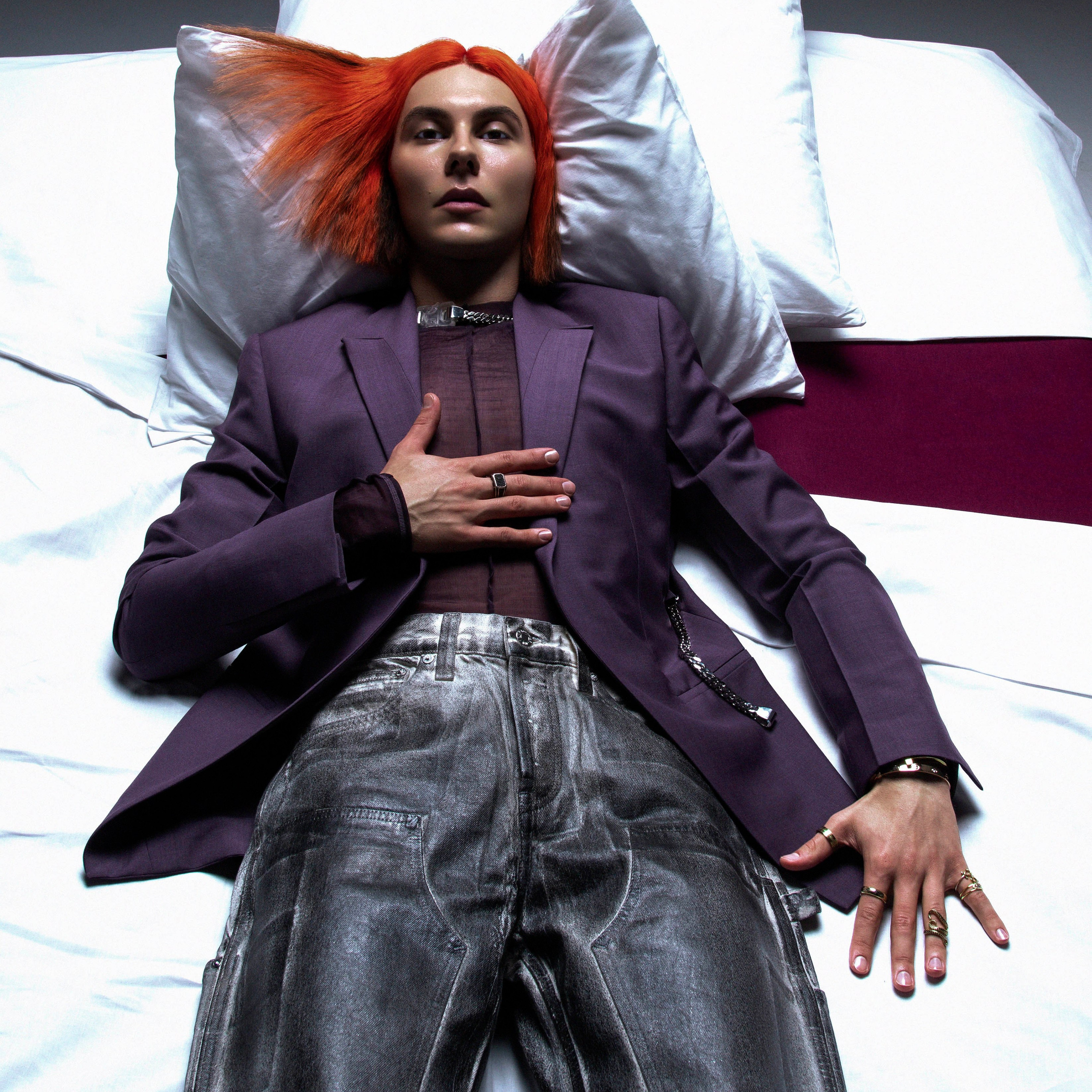 Contact. Worldwide Contemporary Photographer