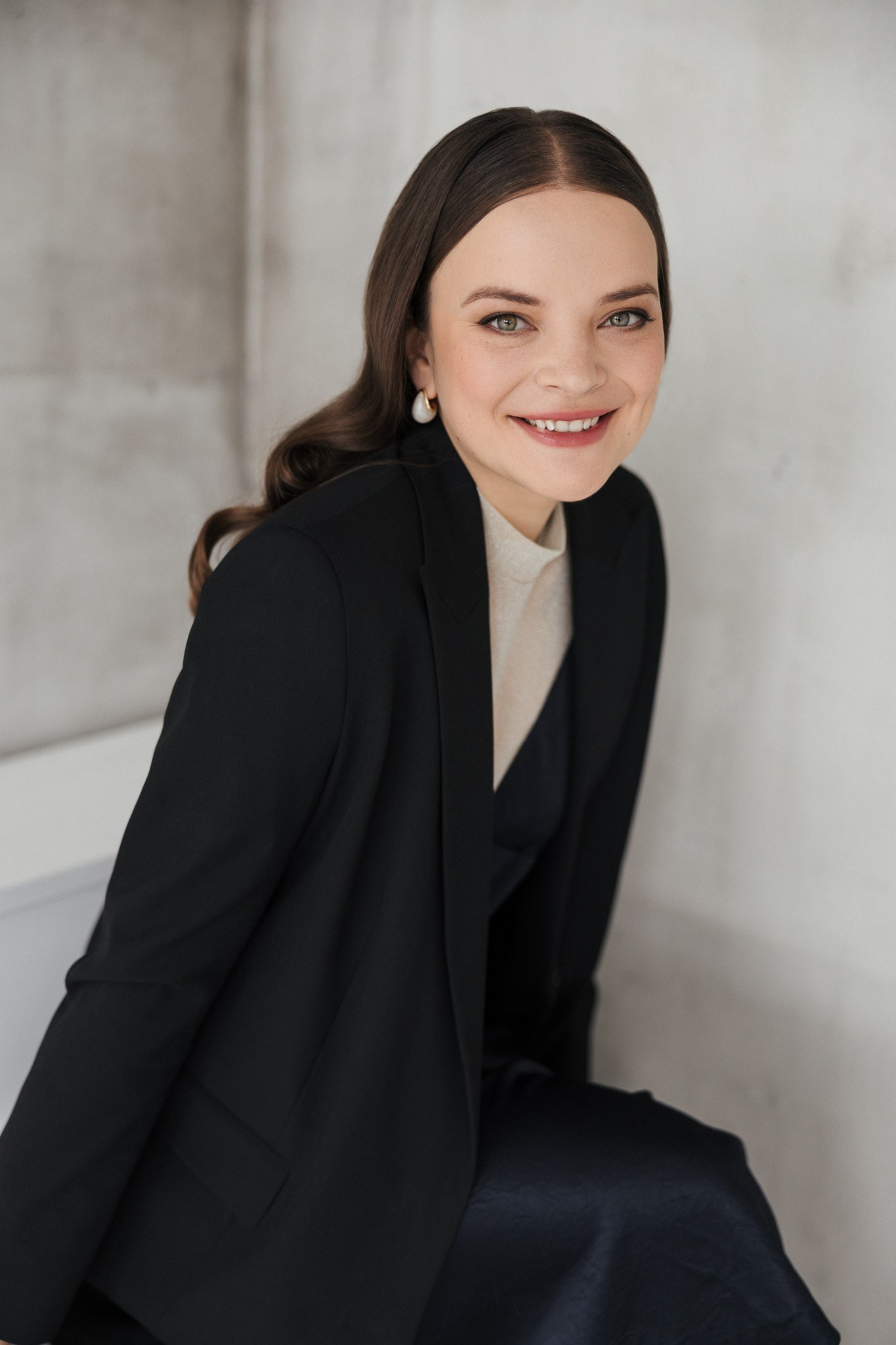 Kontaktai Ana Tumanfilms vestuvių videografė Vilnius, Lietuva. “Cinematic wedding films across Europe — for couples who want more than just a video”