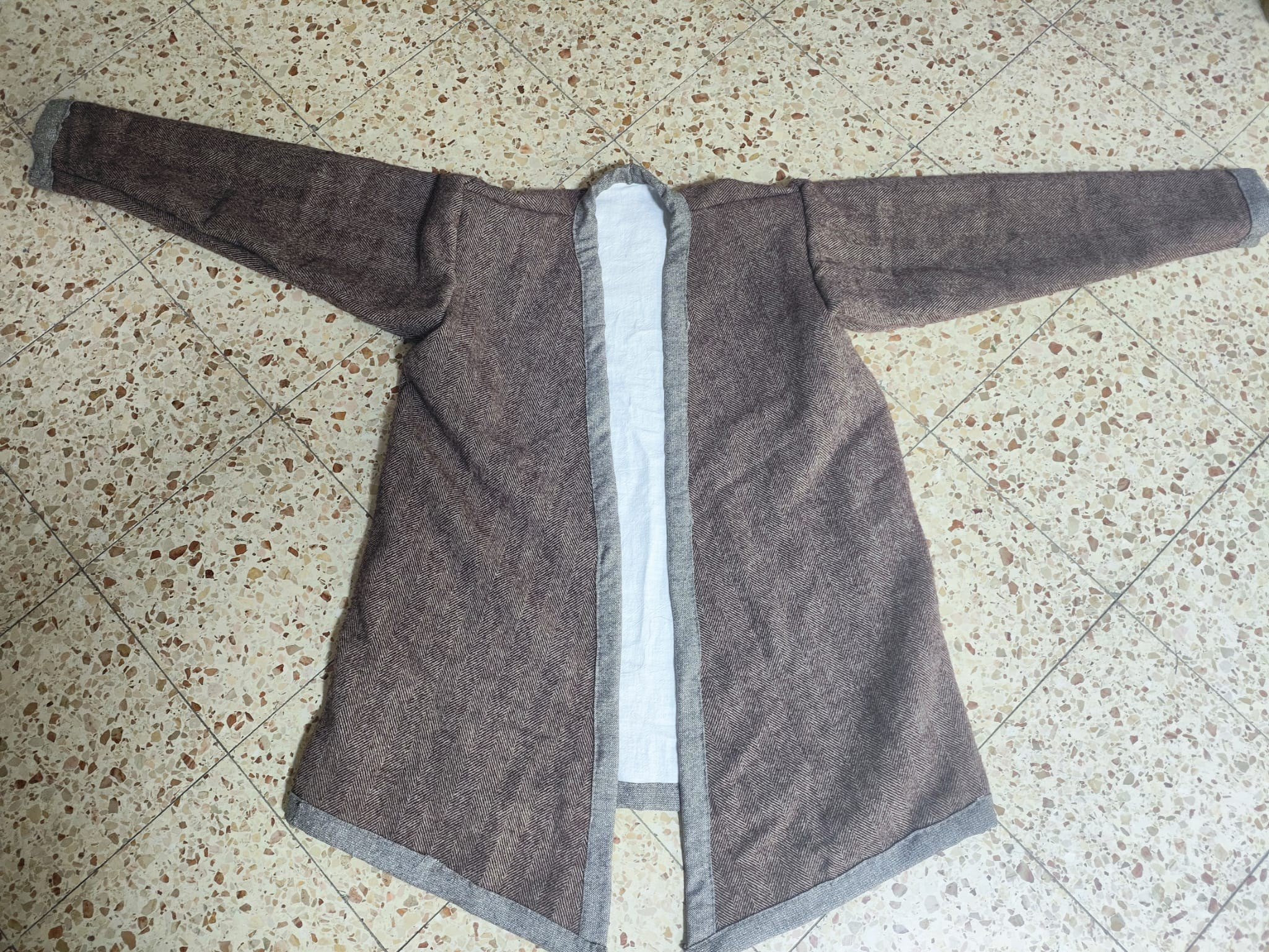 Кафтан из Хедебю. מועדון השחזור ההיסטורי “נורטמן”