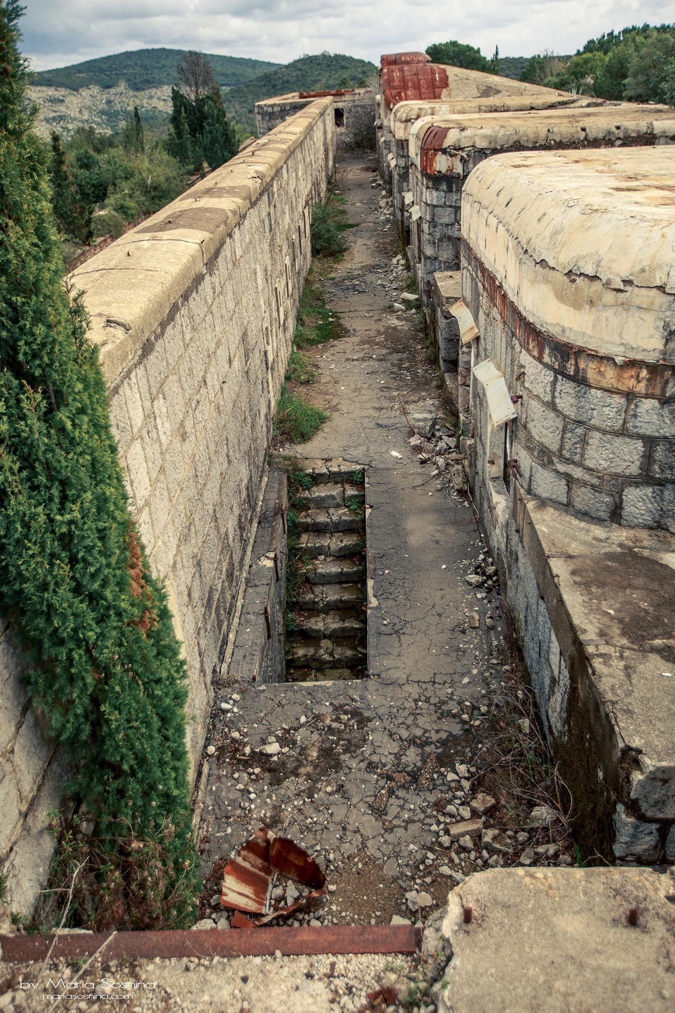 Militært fort på Lushtica-halvøya
