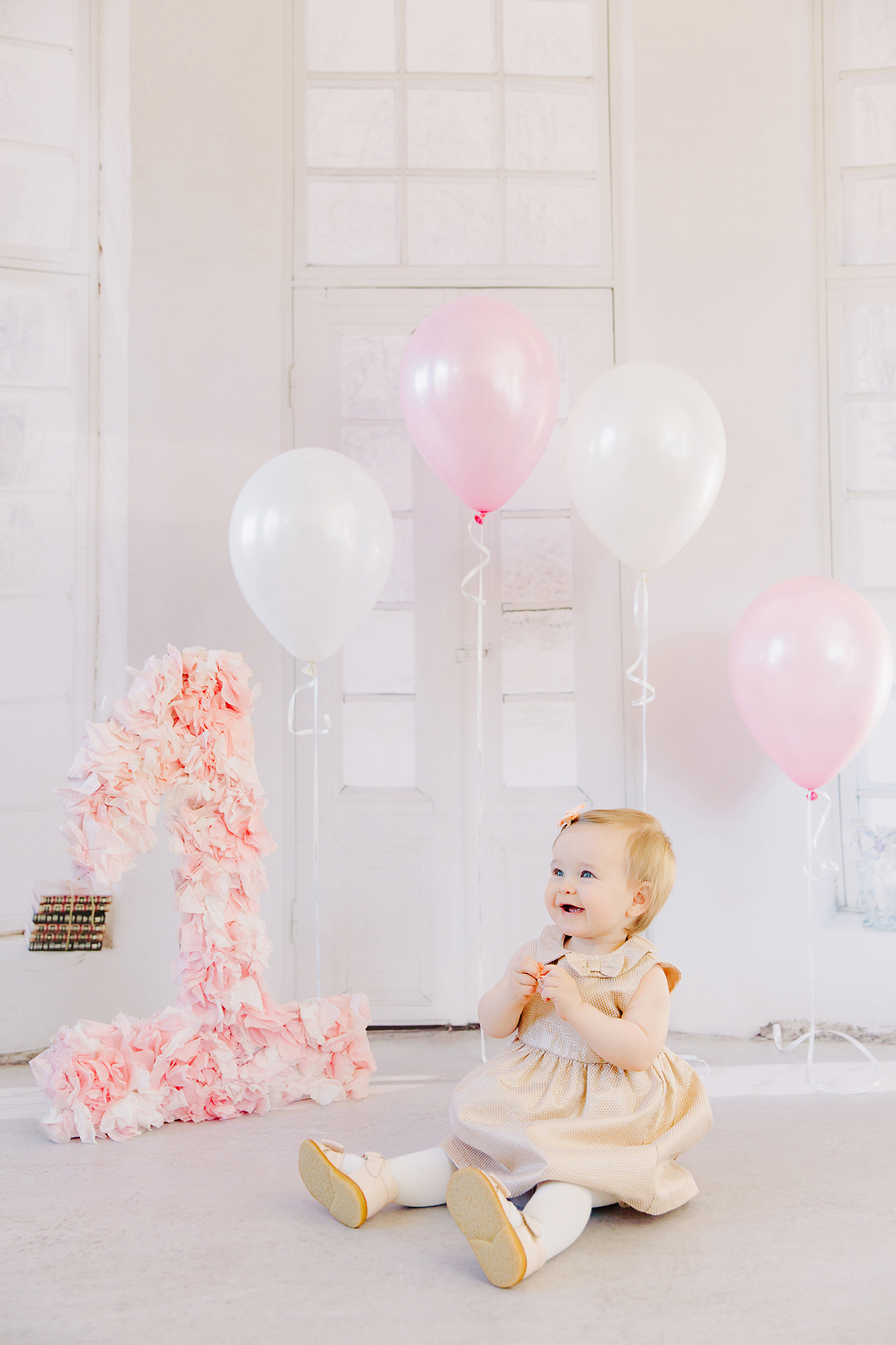 Yksivuotis- + smash the cake kuvaus, Espoossa