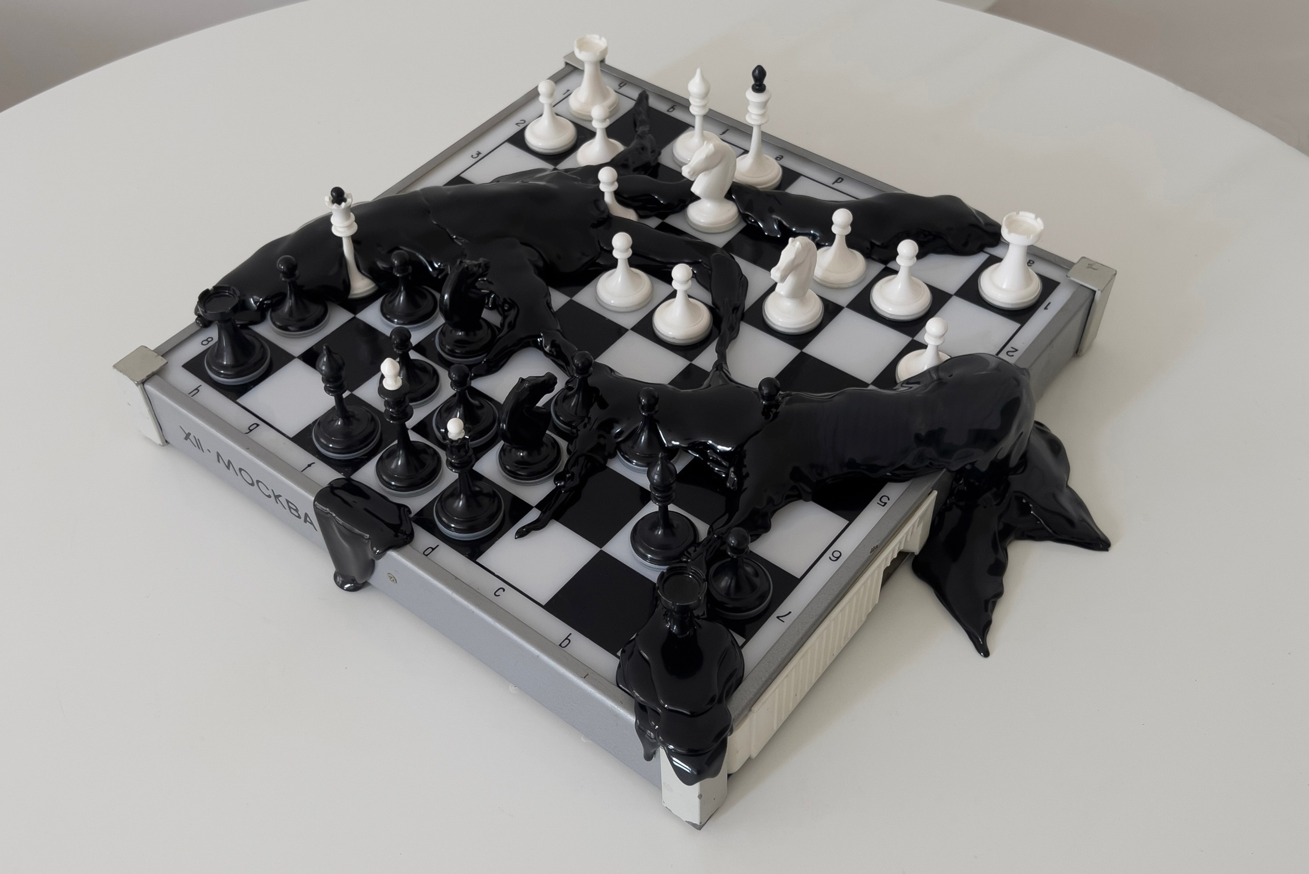 SCULPTURE. Contemporary artist in New York City Lilia Ana