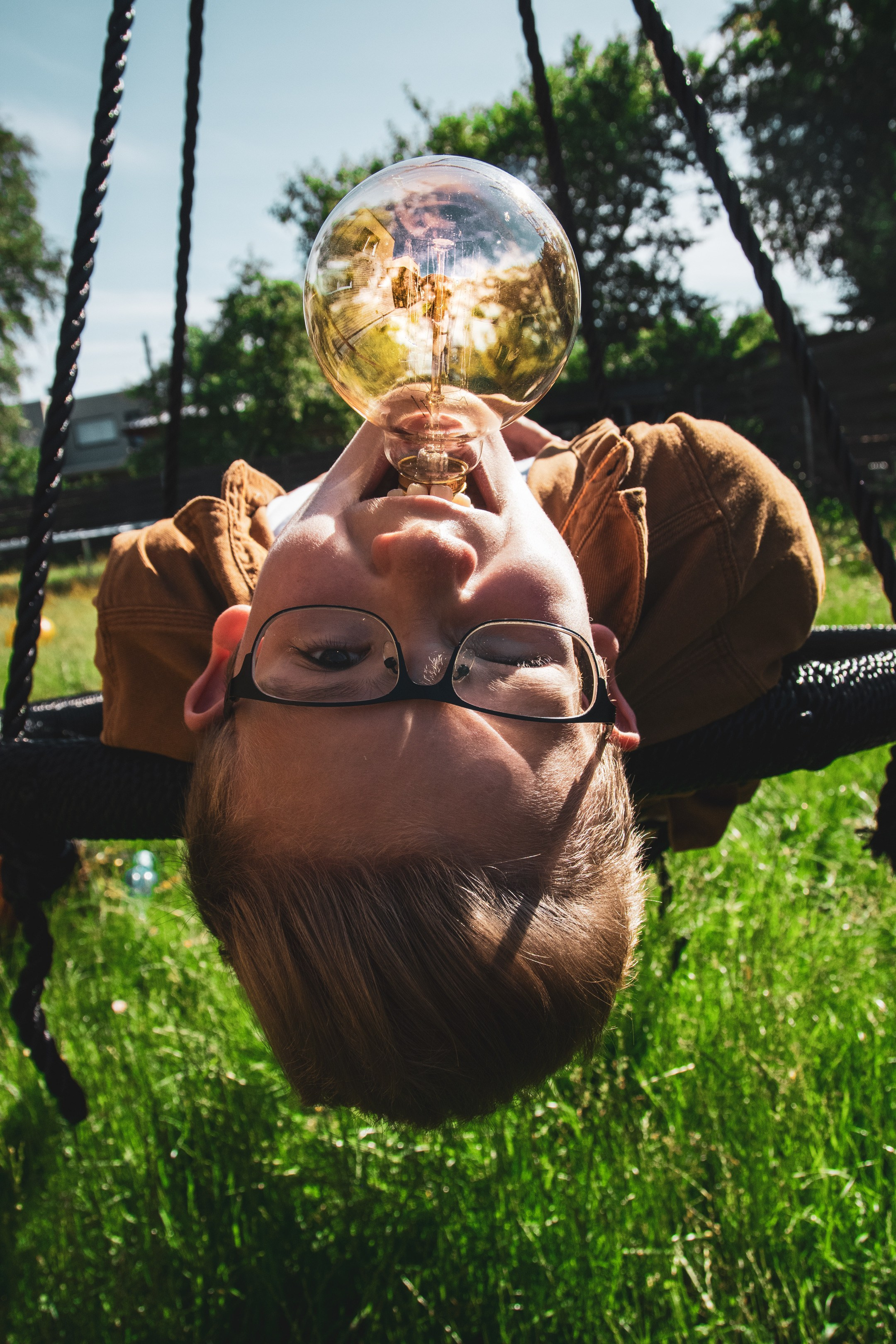 Nebula 25 — Fotod teie hingele