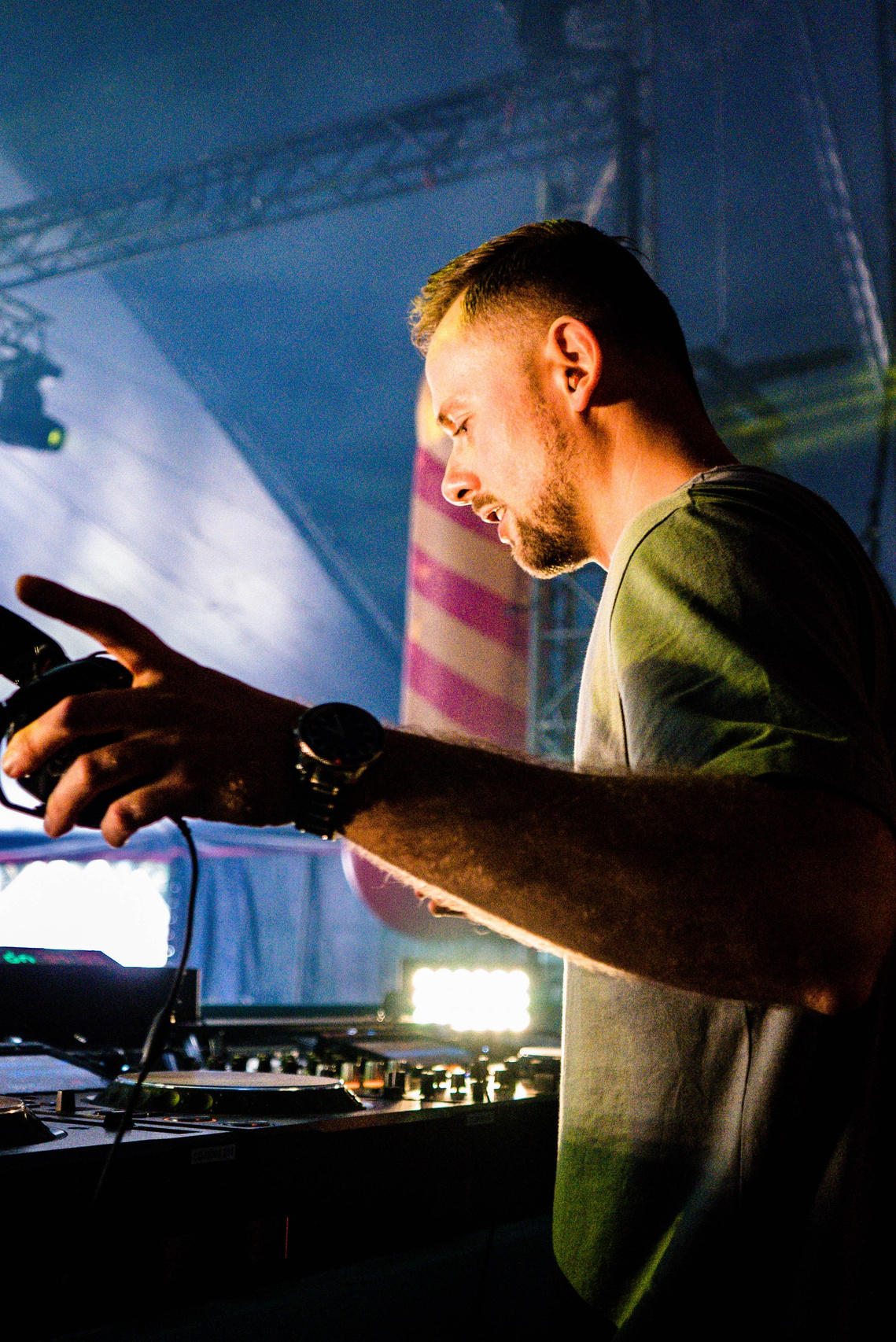 Фотограф в Кишинёве — Рэймонд | Портреты, События, Предметная съёмка