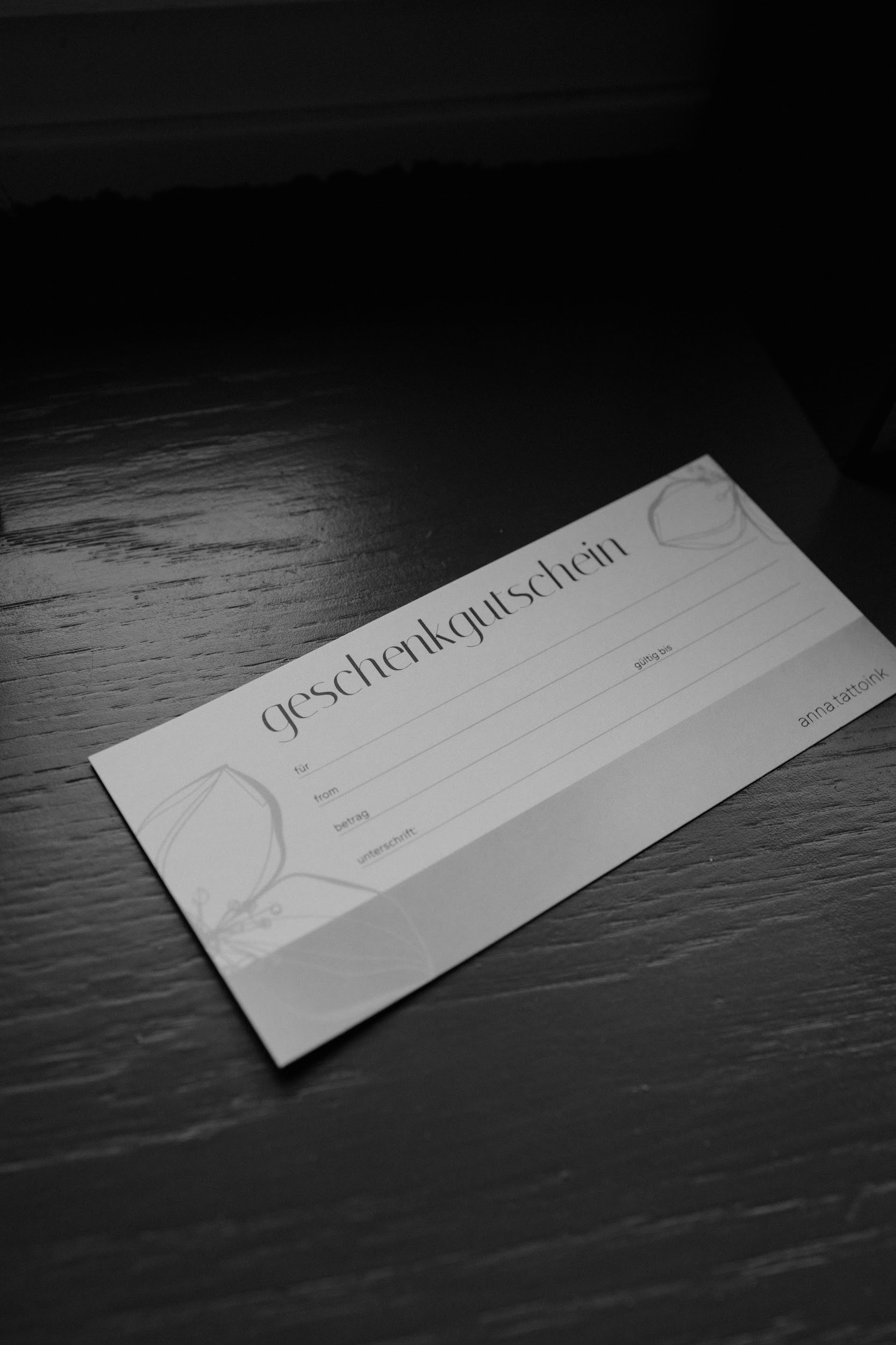 Preis. Tattoo Artist