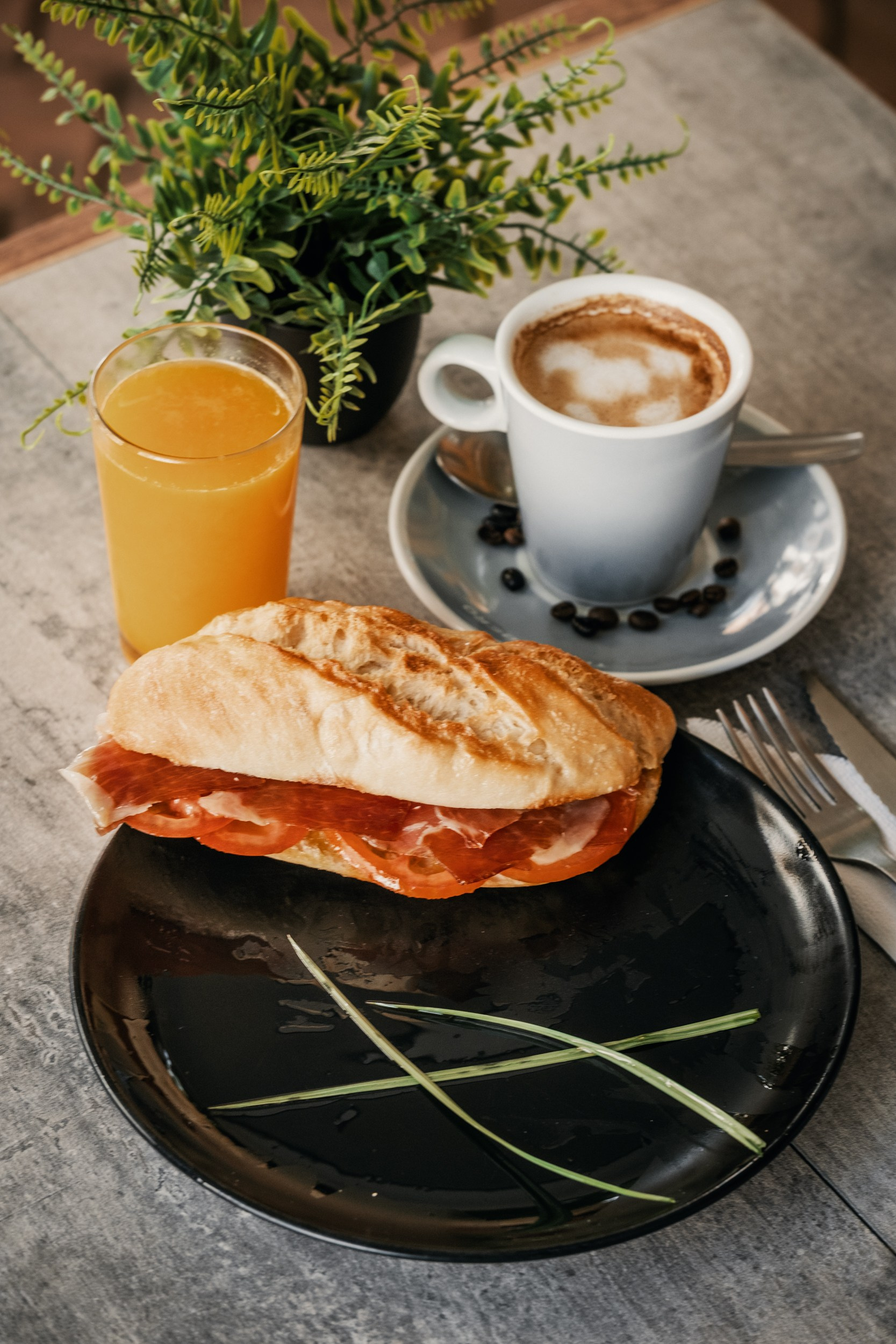 Desayunos, bocadillos y tapas en La Manduca