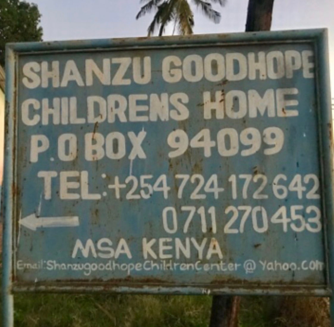 Orphelinat de Mombasa. Milok et Kirok sont des gens positifs et réels. Nous serons ravis de v