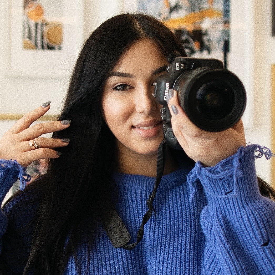 Contact. Wedding and family photographer