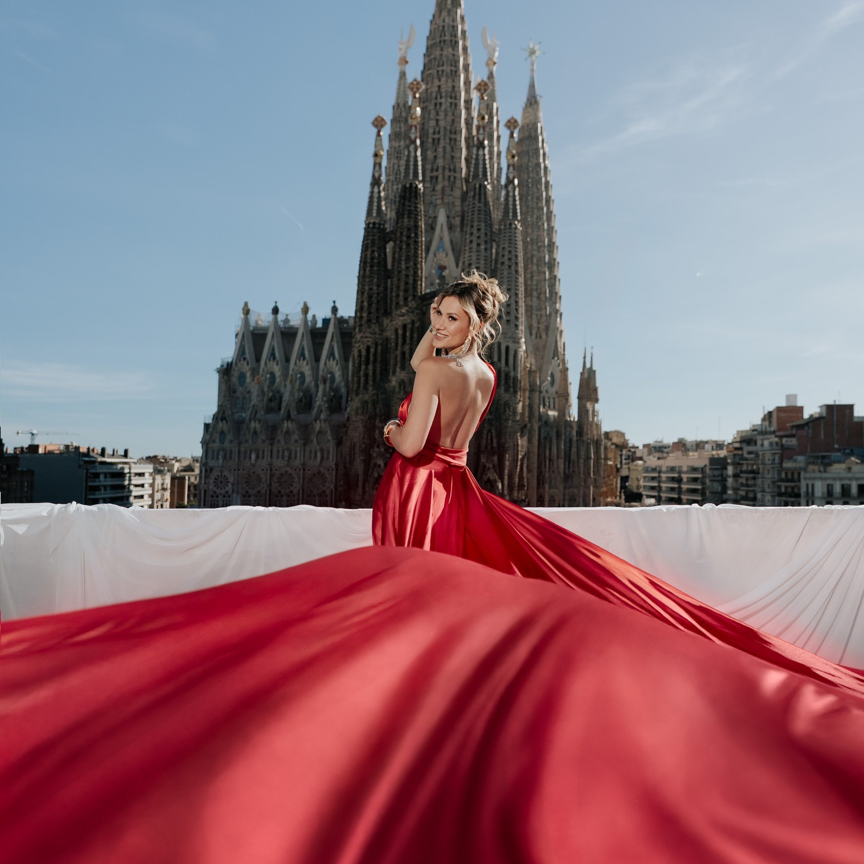 DiaFoto Luxury Dress Photoshoot in Barcelona | Flying Dress Photoshoot | Unique and Special Things To Do In Barcelona