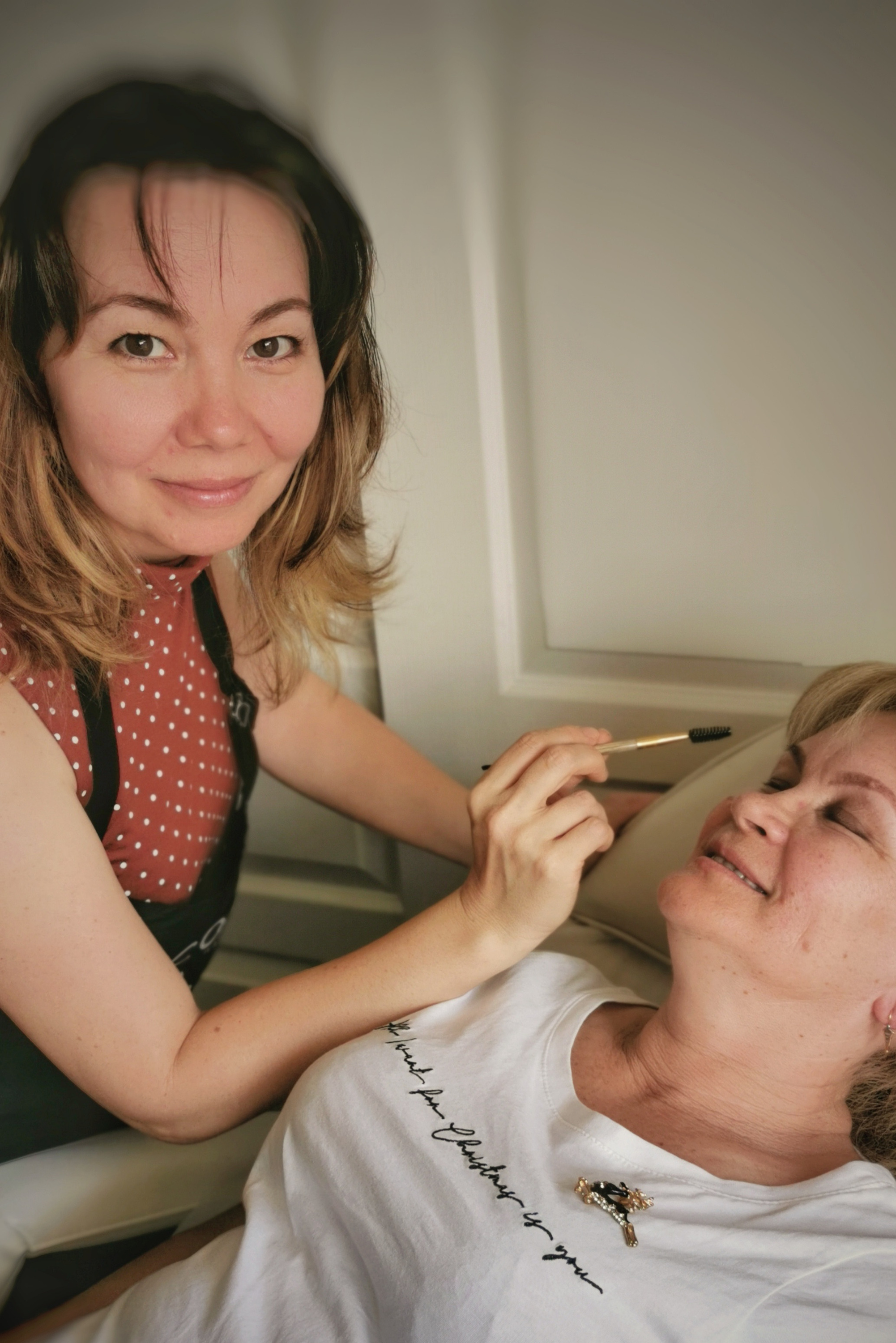 Services. Online/offline mobile photographer from Australia Olga Conacher