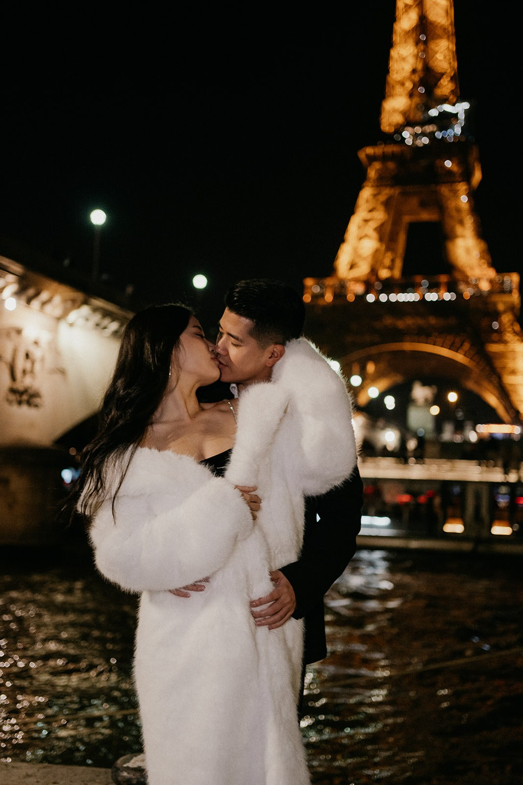 Couple shooting. Photographer in Paris Yulia Shkadina | Couples, engagement, pre-wedding, individual photo-shoots in Paris at the best locations