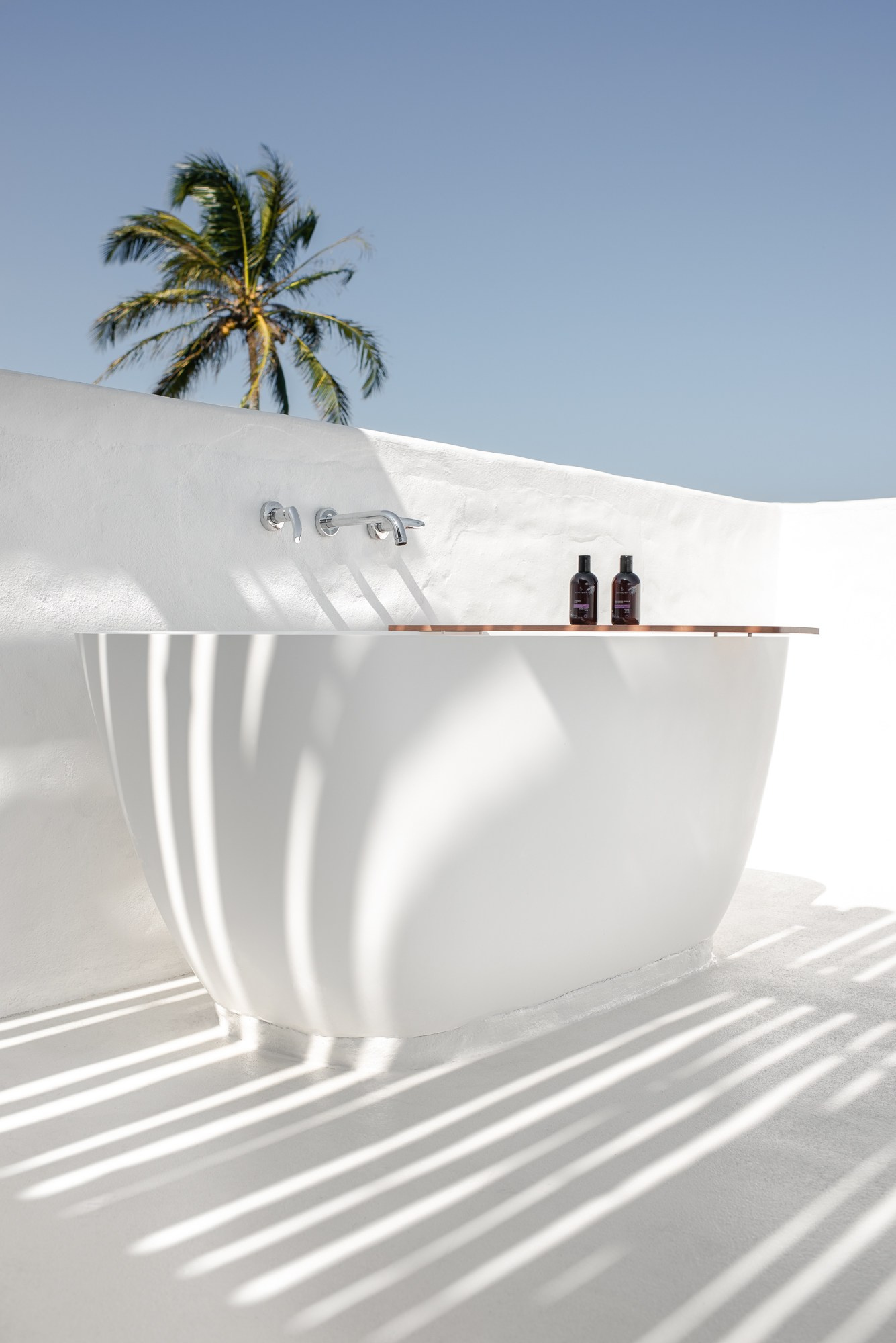 DESIGN. ©2025 Adriano Escanhuela Photography