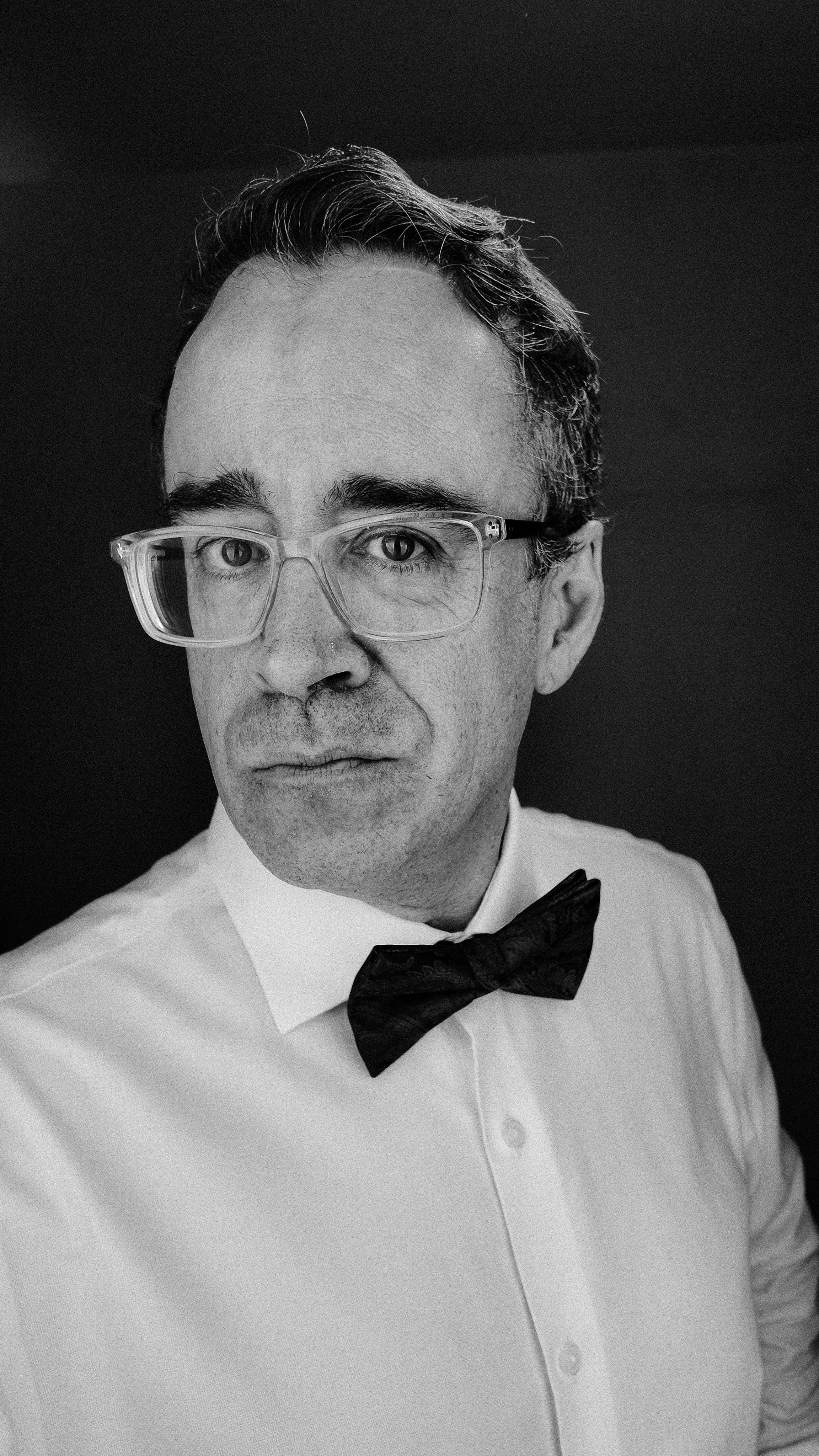 Contact & Reviews. Wedding Celebrant in Mallorca Iban Collin