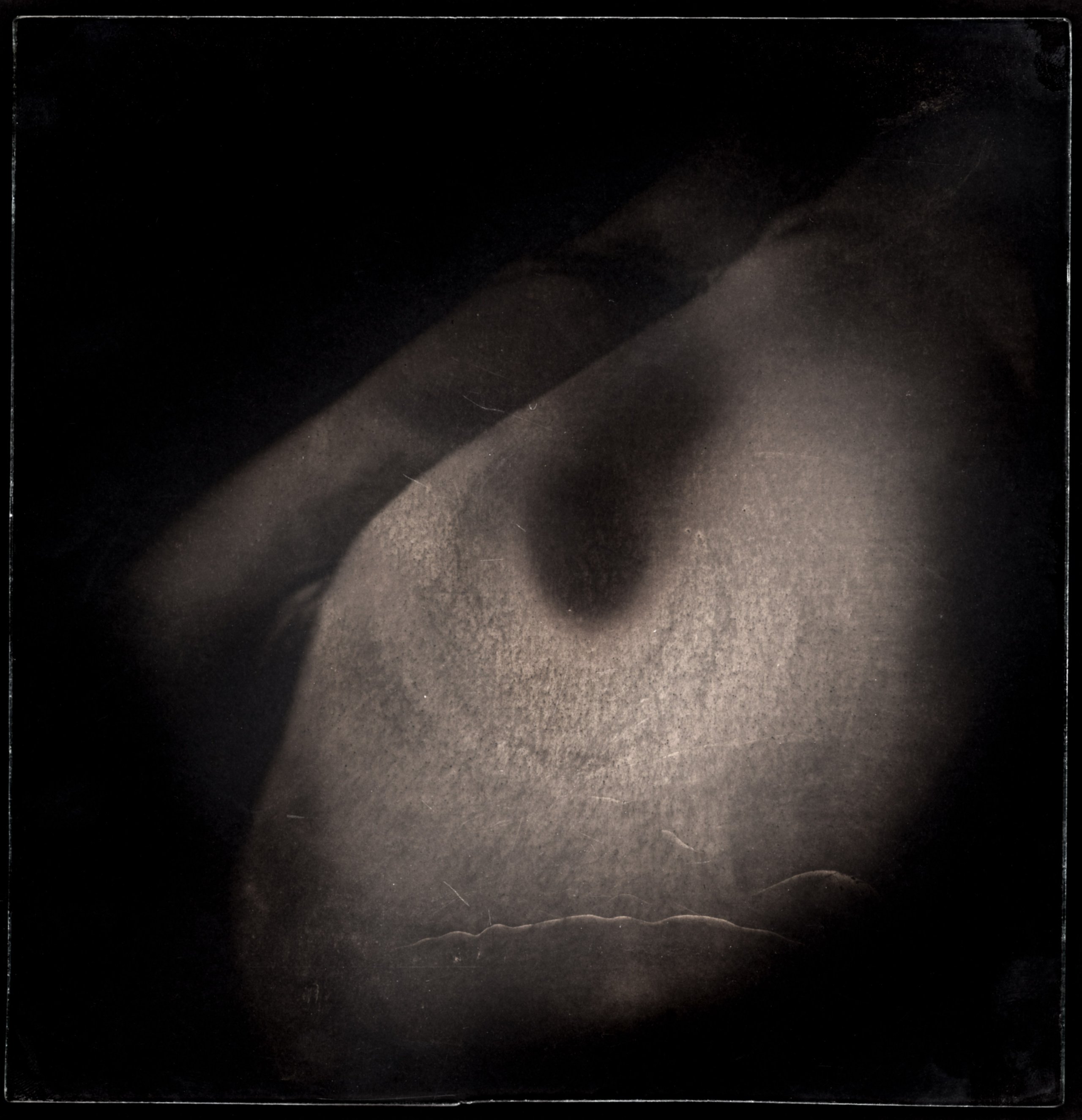 NODUS. Adriano Escanhuela — Experimental
