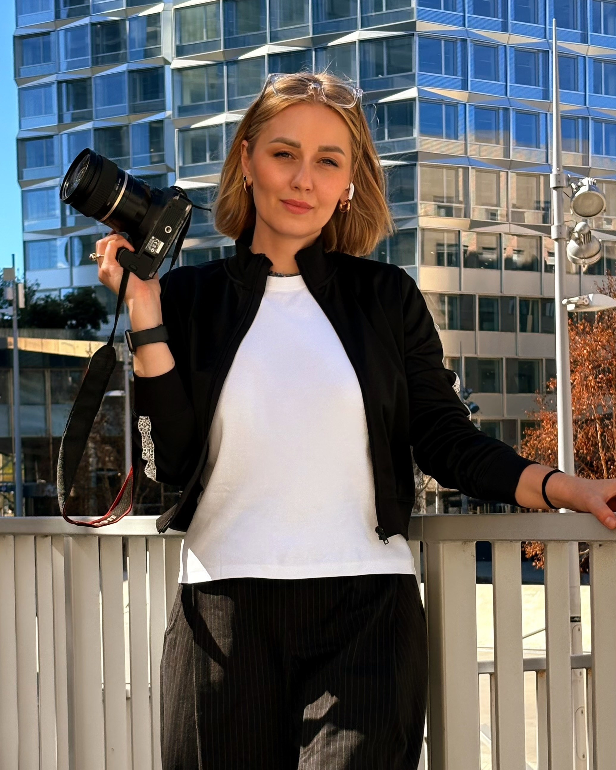 Nina — Fashion & Beauty Photographer in Paris | Portrait Photoshoots