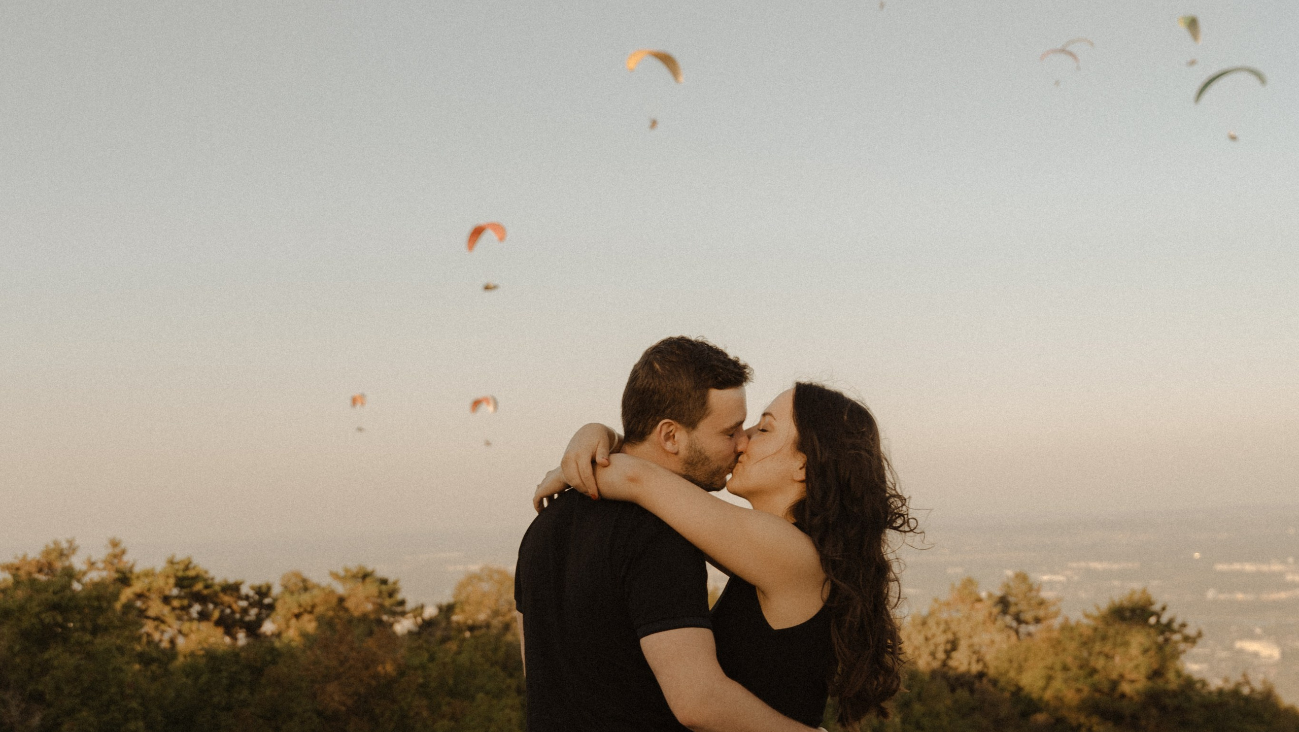 Páros. Szőke Fotó & Film