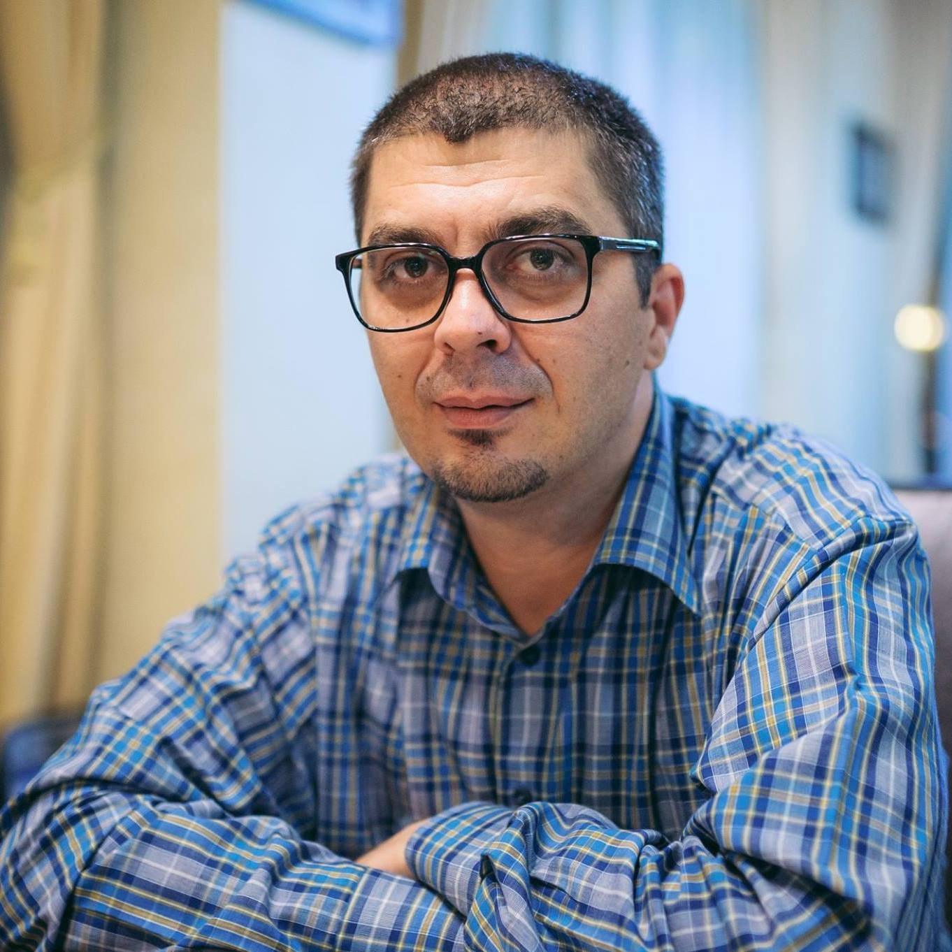 Contact. Fotograf de nunta in Constanta|Marian Badescu