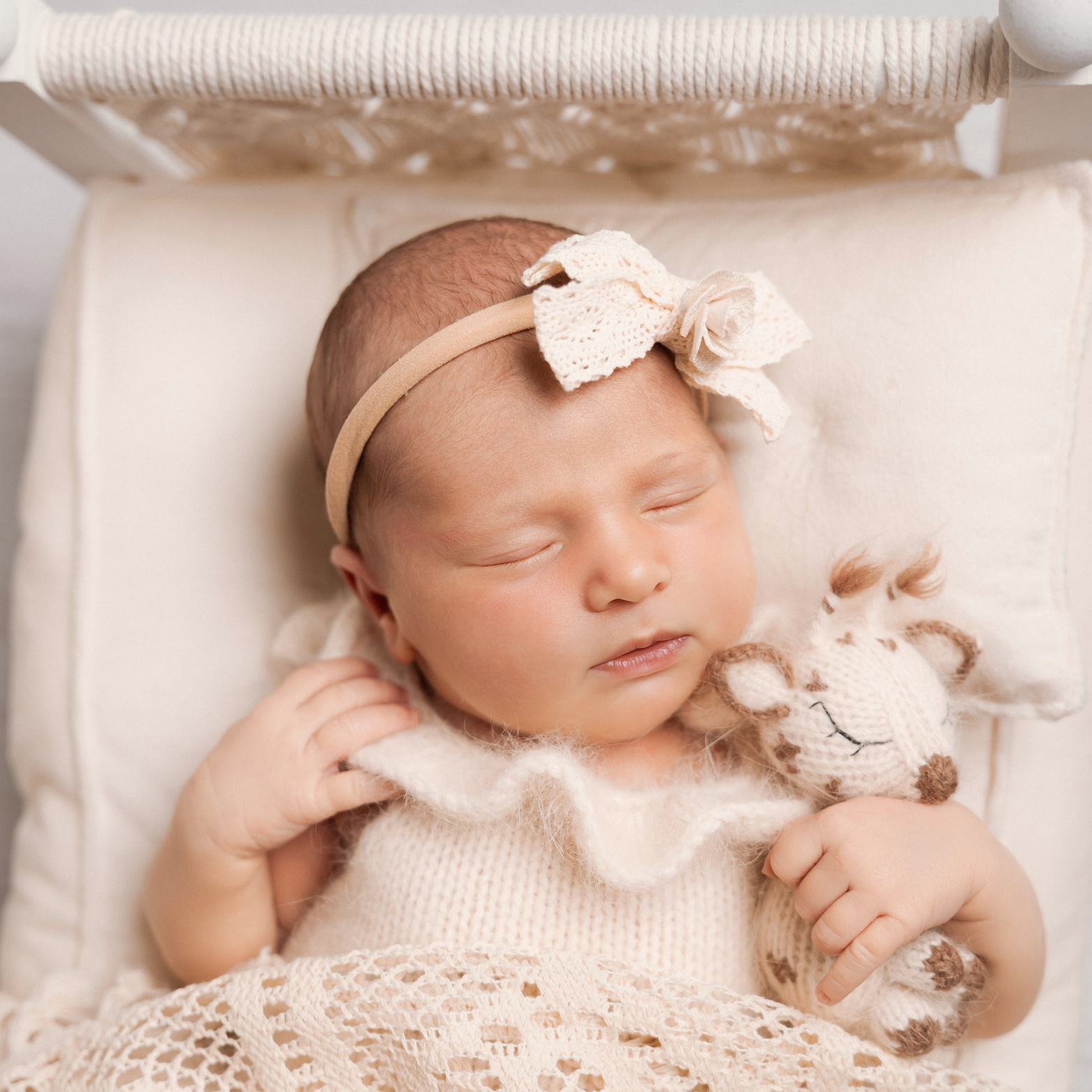 newborn a rodinné focení ve studiu Písek