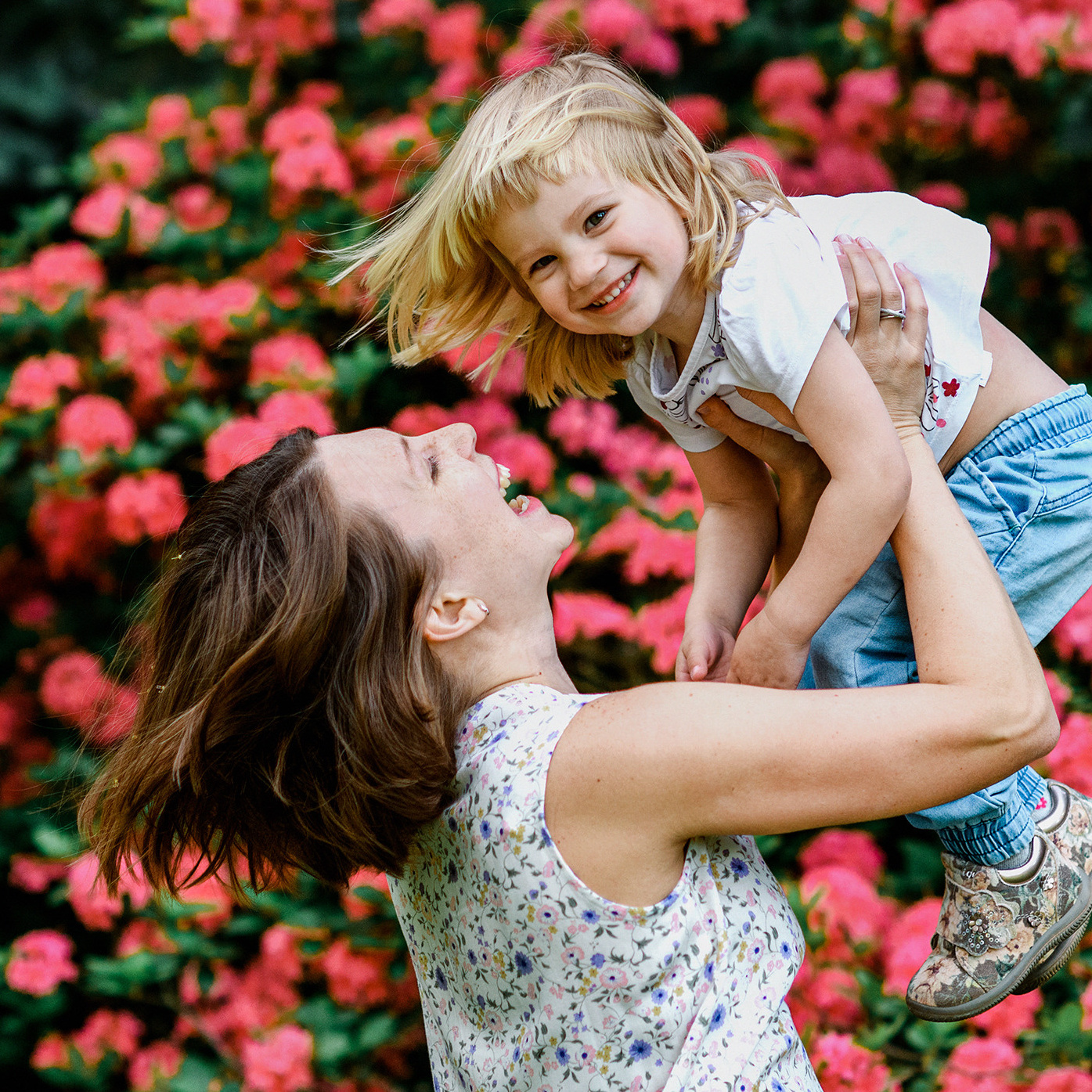 Весенняя фотосессия в Праге. Family and wedding photographer in Prague Natalia Fedori