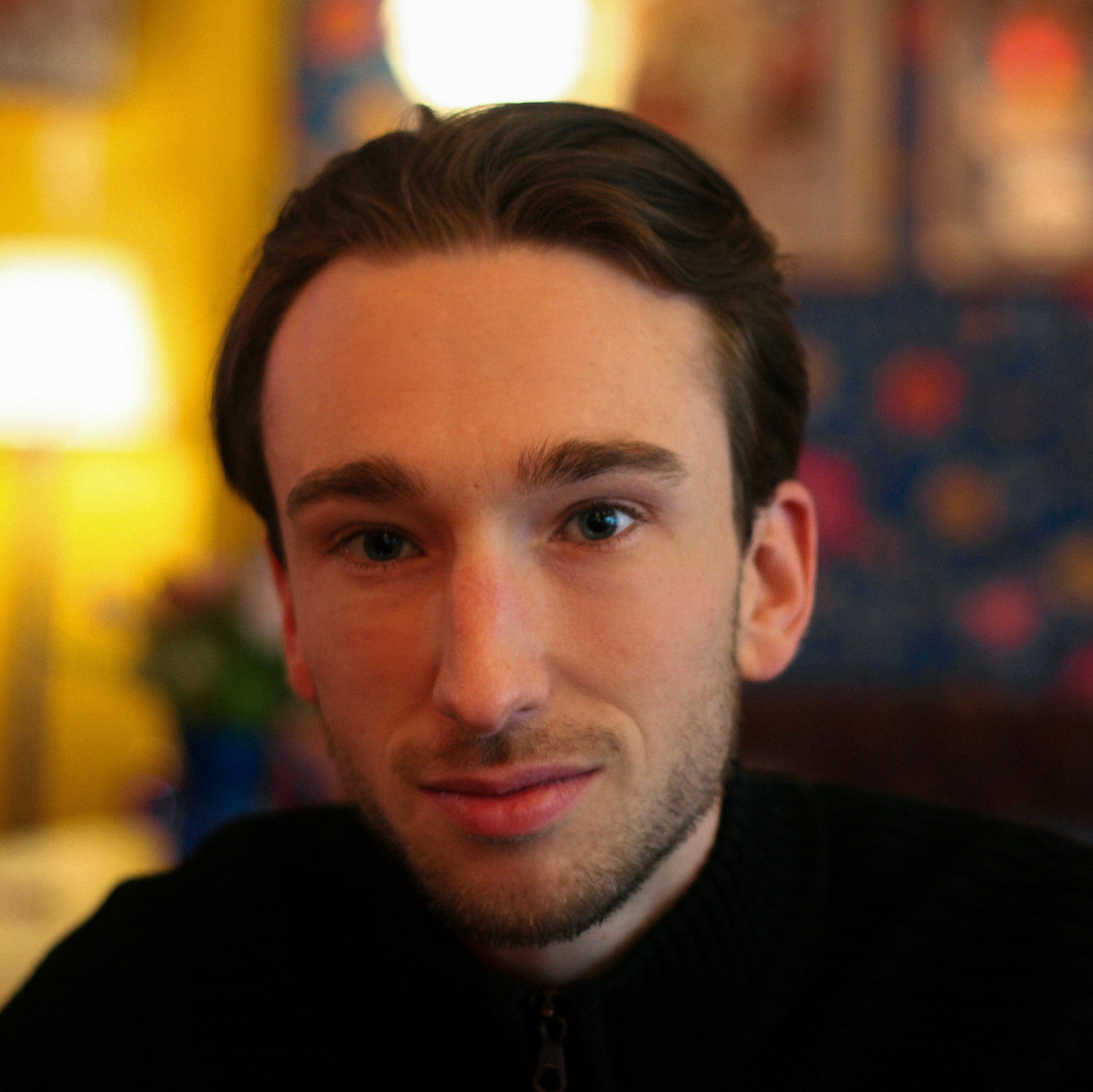 Yulia — portrait, tourist & love story photographer in Paris